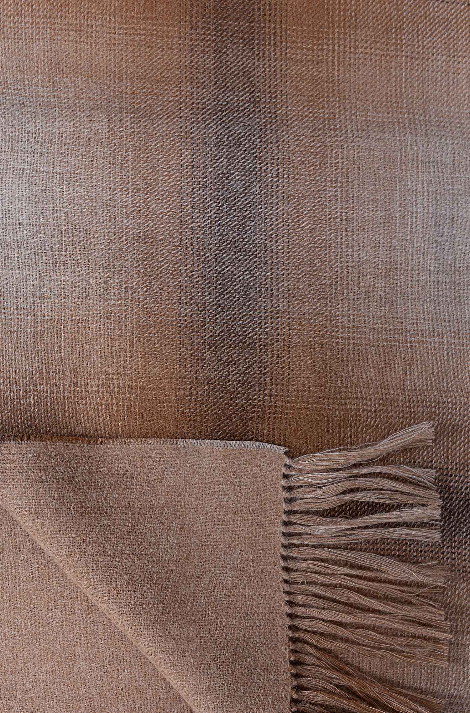 Verdancia-KUNA UKULELE – Edle Decke aus Baby-Alpaka & Seide | Leicht, weich & stilvoll-Decke-Black-Deal-Outlet-by-ARCHIVIST