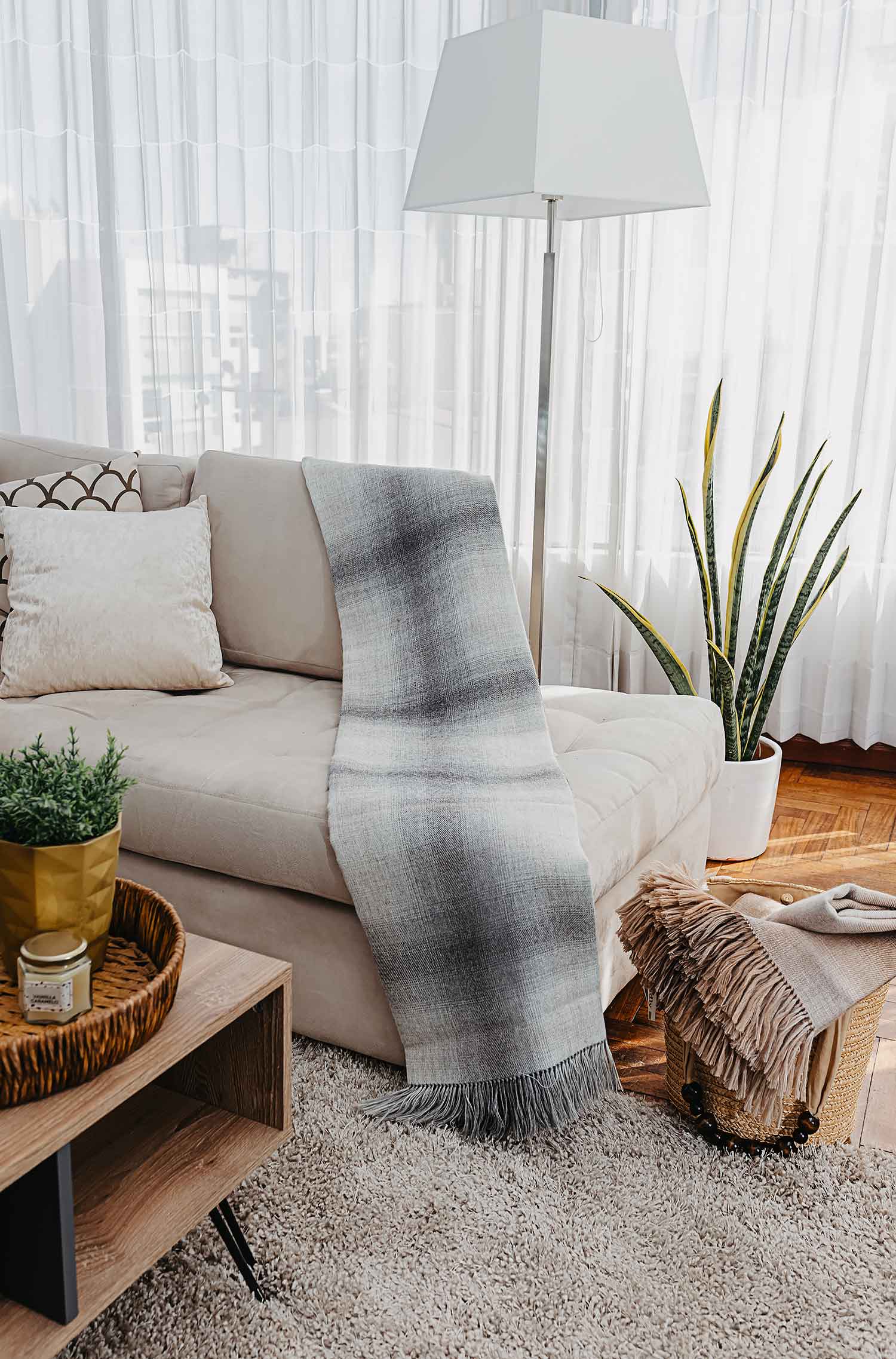 Verdancia-KUNA UKULELE – Edle Decke aus Baby-Alpaka & Seide | Leicht, weich & stilvoll-Decke-Black-Deal-Outlet-by-ARCHIVIST