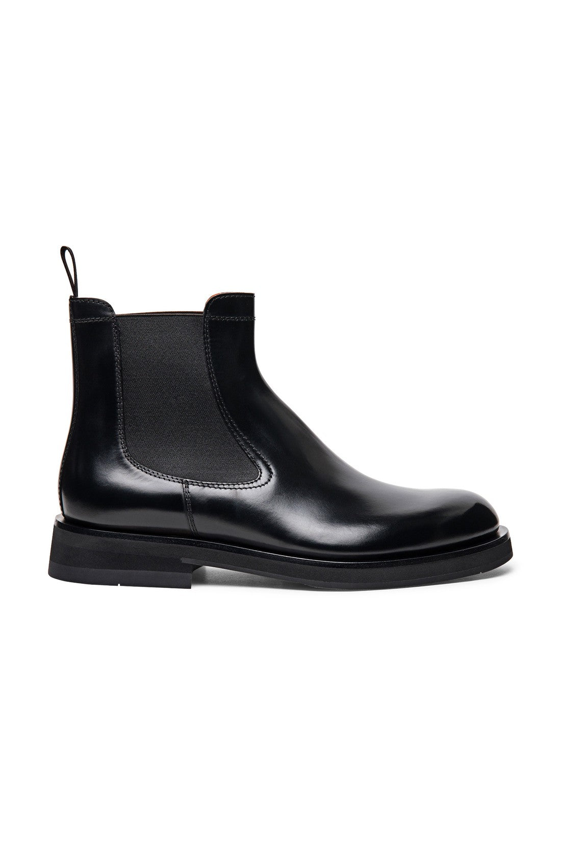 Men’s polished black leather Chelsea boot