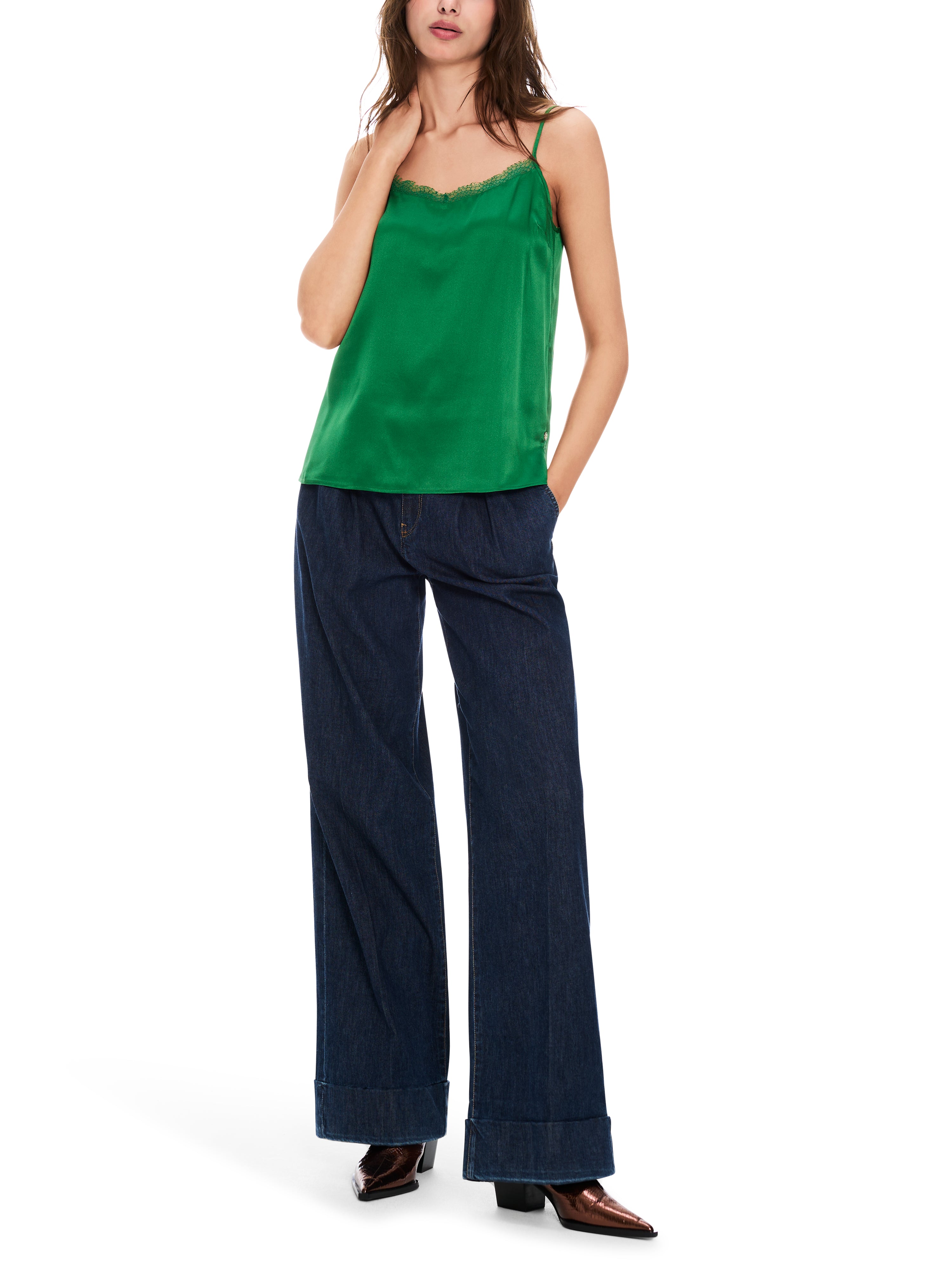 Marc Cain-Seiden-Top mit Spitze-Shirts-Black-Deal-Outlet-by-ARCHIVIST