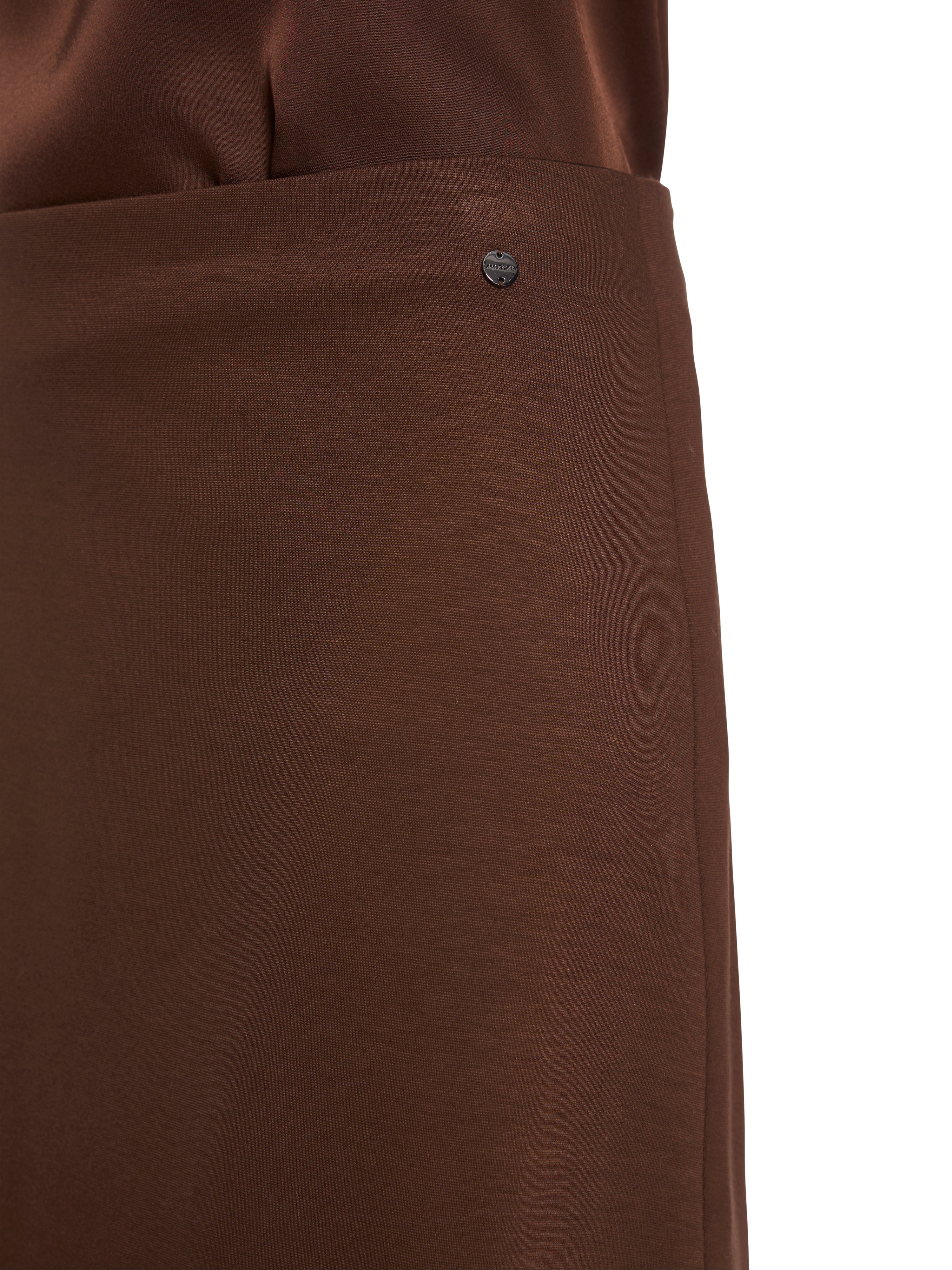 Marc Cain-Unifarbener Minirock-Kleider & Röcke-Black-Deal-Outlet-by-ARCHIVIST