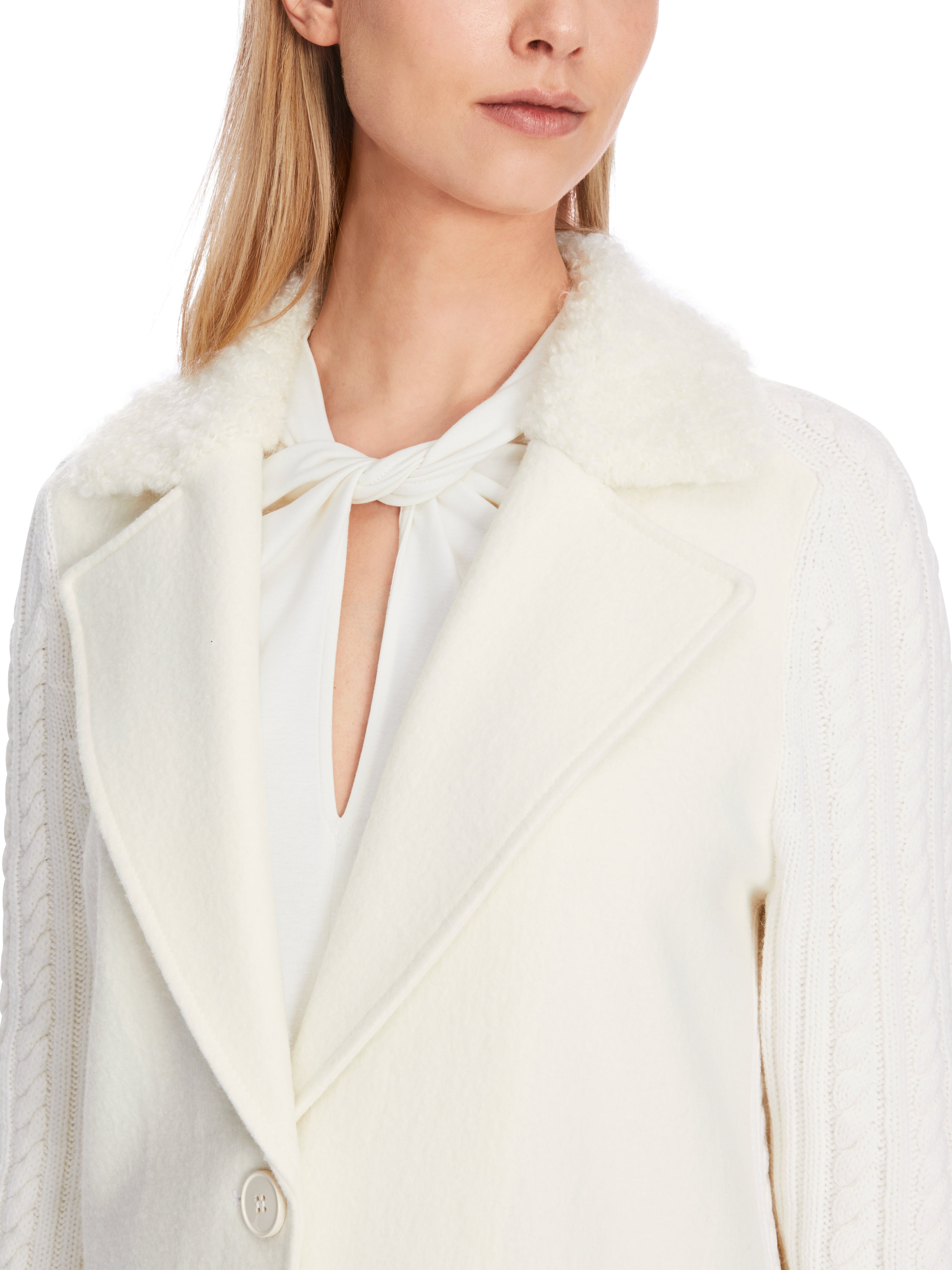 Knitted in Germany Mantel