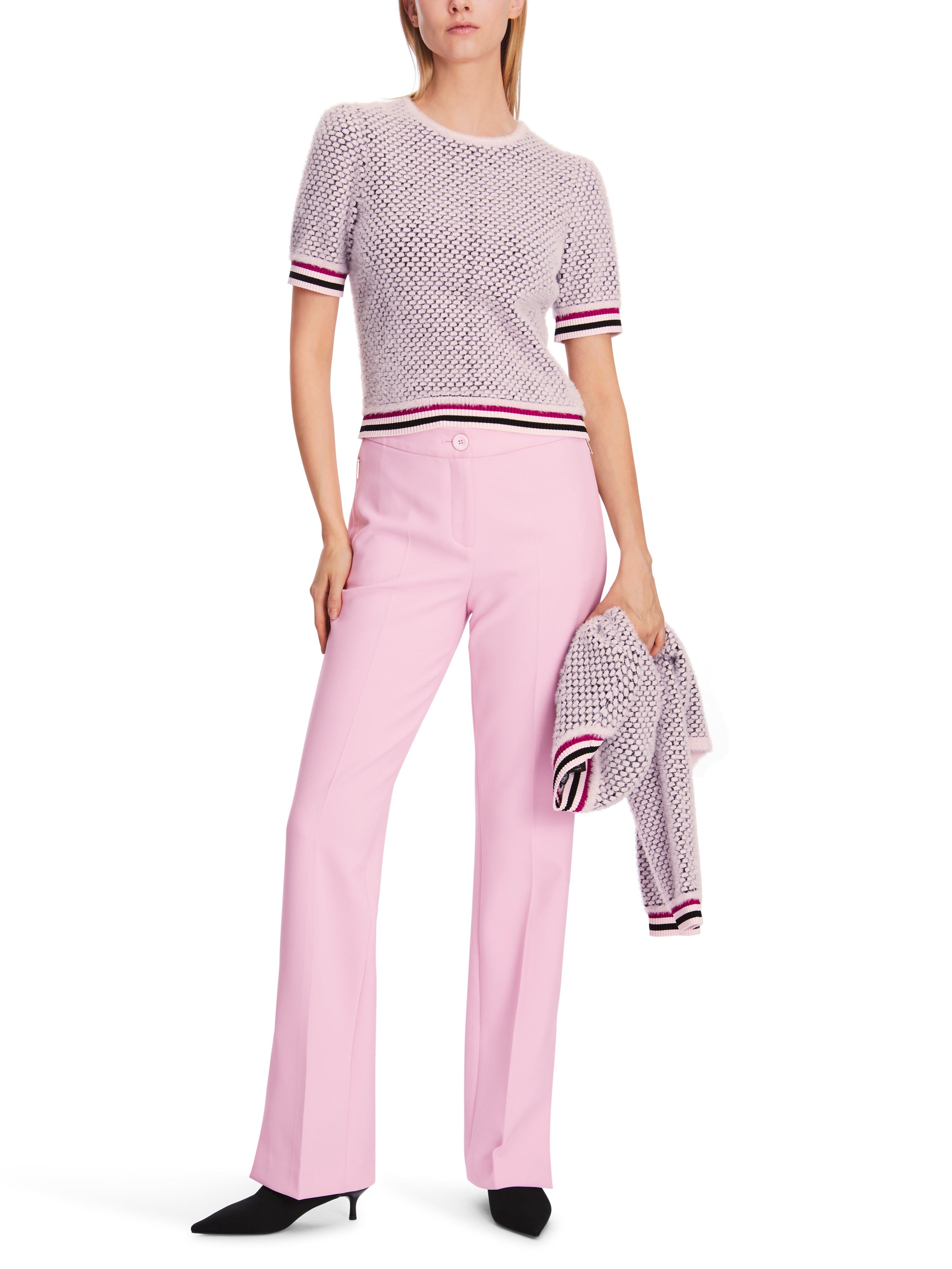 Marc Cain-Modell FENDOU im Feminin Fit-Hosen-Black-Deal-Outlet-by-ARCHIVIST