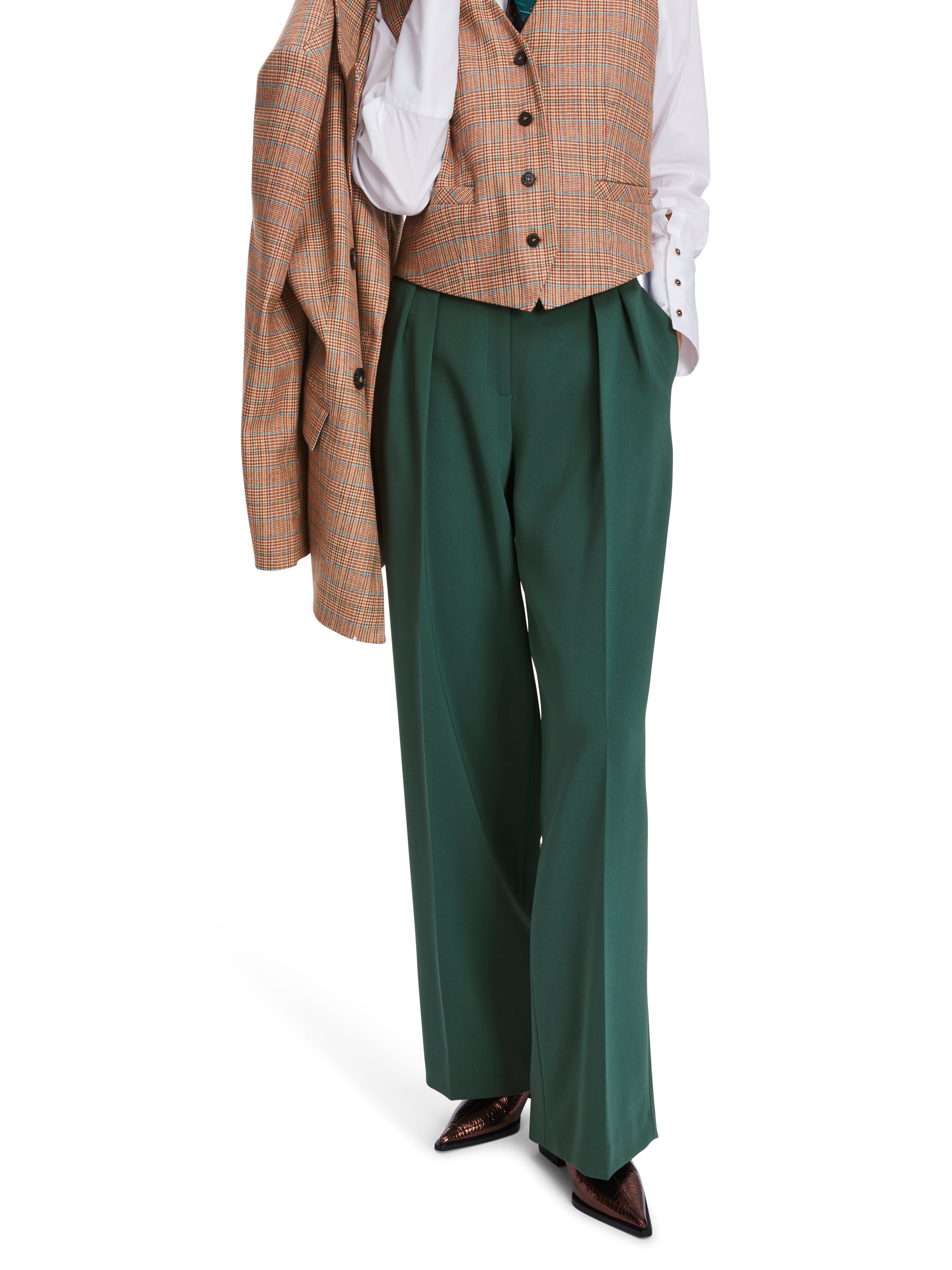 Marc Cain-Modell WICHITA im weiten Schnitt-Hosen-Black-Deal-Outlet-by-ARCHIVIST