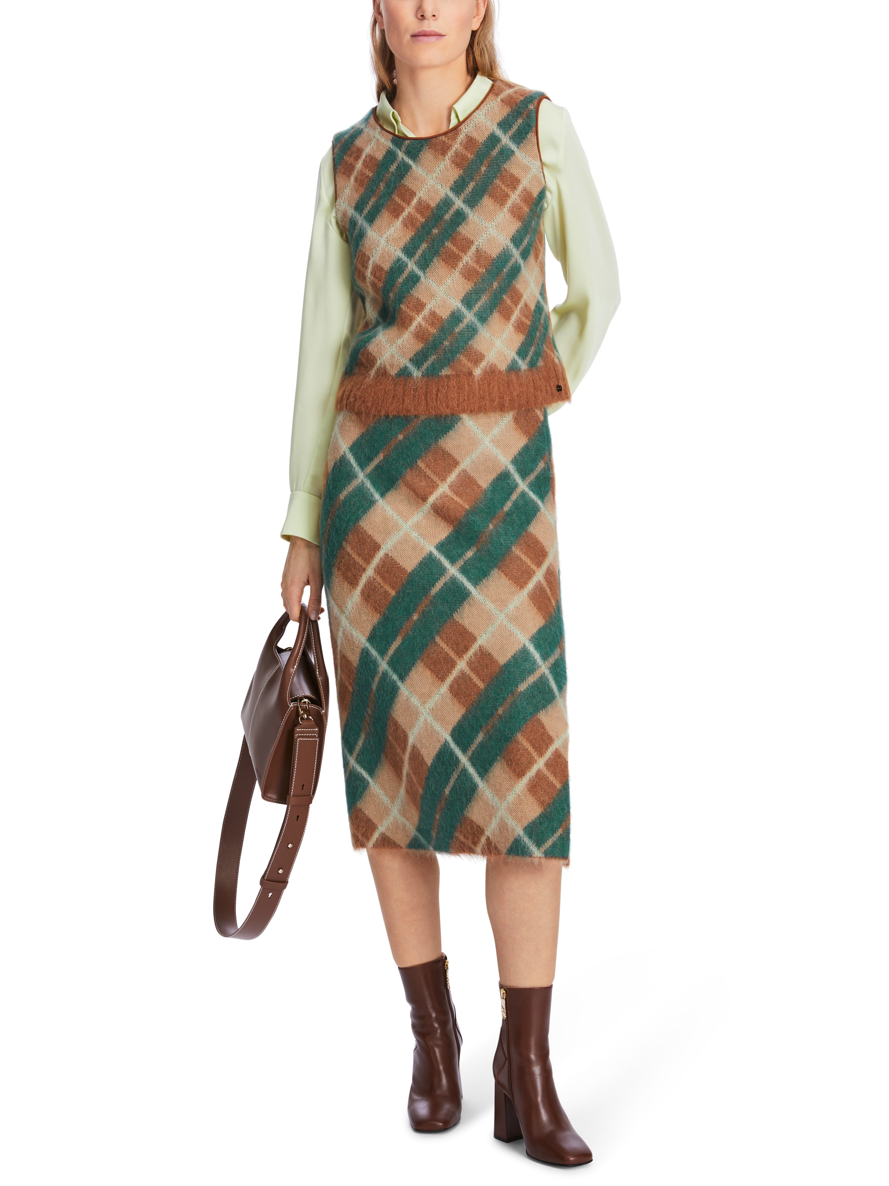 Marc Cain-Karo-Top Knitted in Germany-Shirts-Black-Deal-Outlet-by-ARCHIVIST