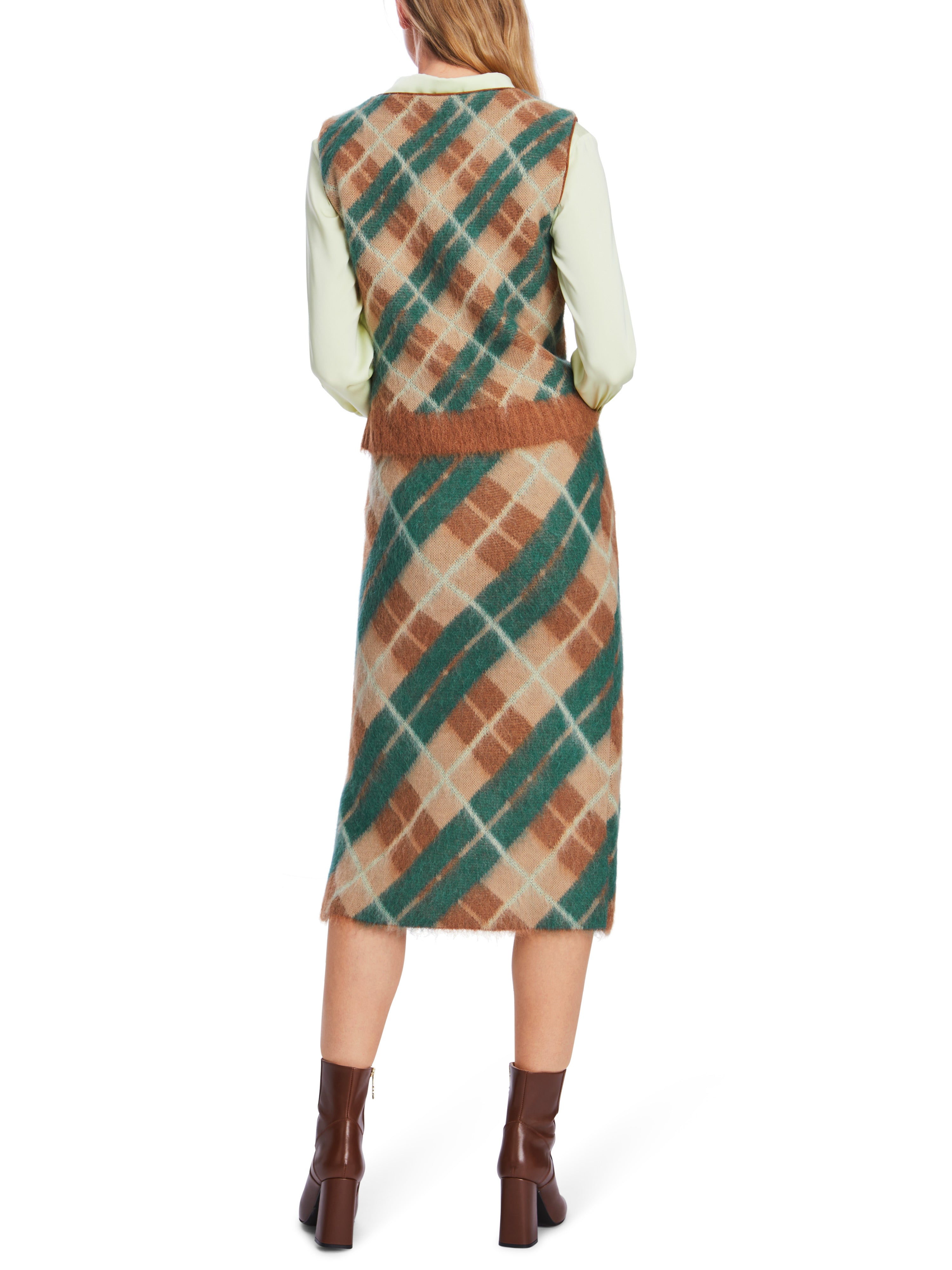 Marc Cain-Karo-Top Knitted in Germany-Shirts-Black-Deal-Outlet-by-ARCHIVIST