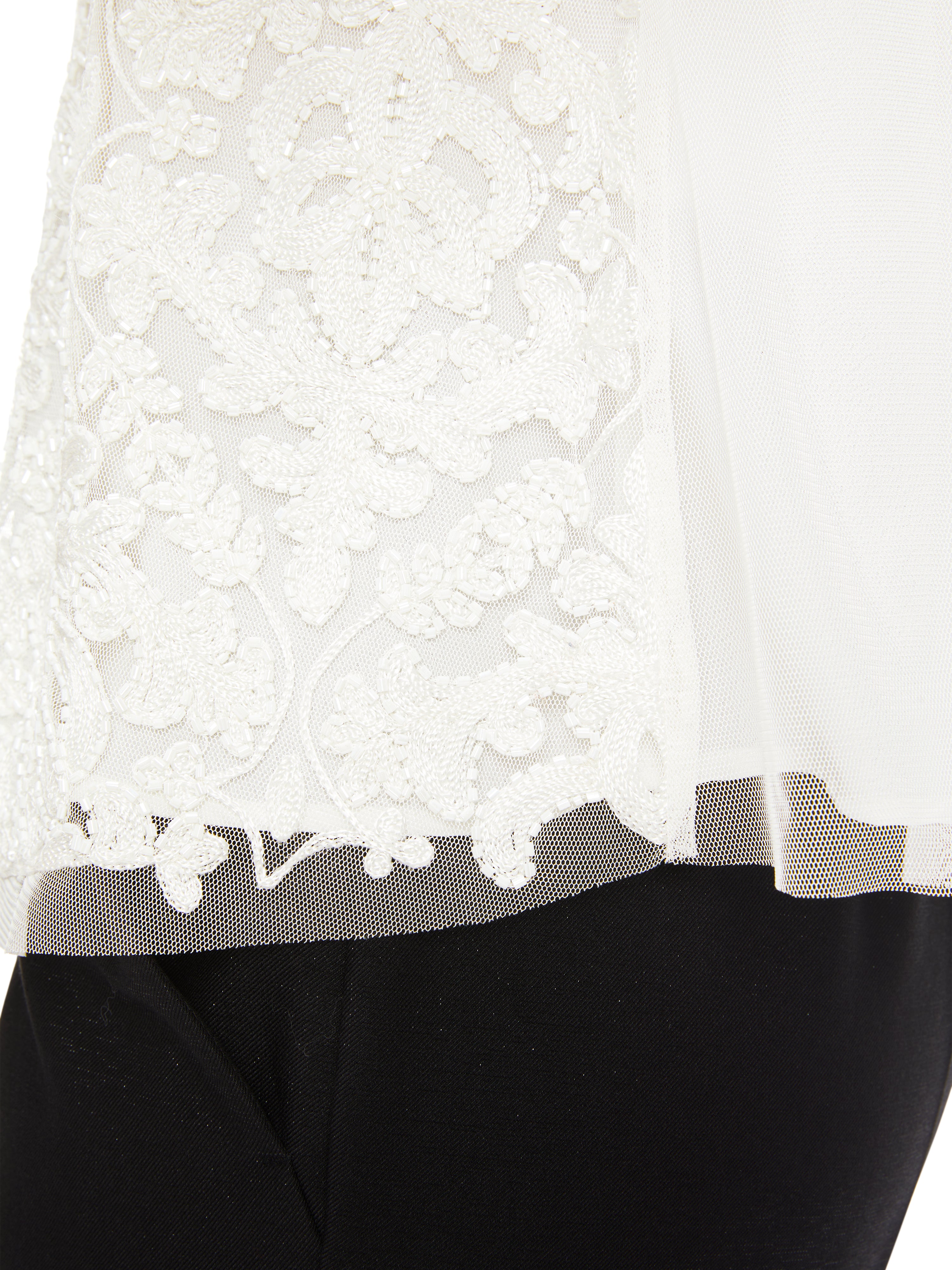 Marc Cain-Spitzen-Bluse mit Perlen-Stickerei-Hemden & Blusen-Black-Deal-Outlet-by-ARCHIVIST