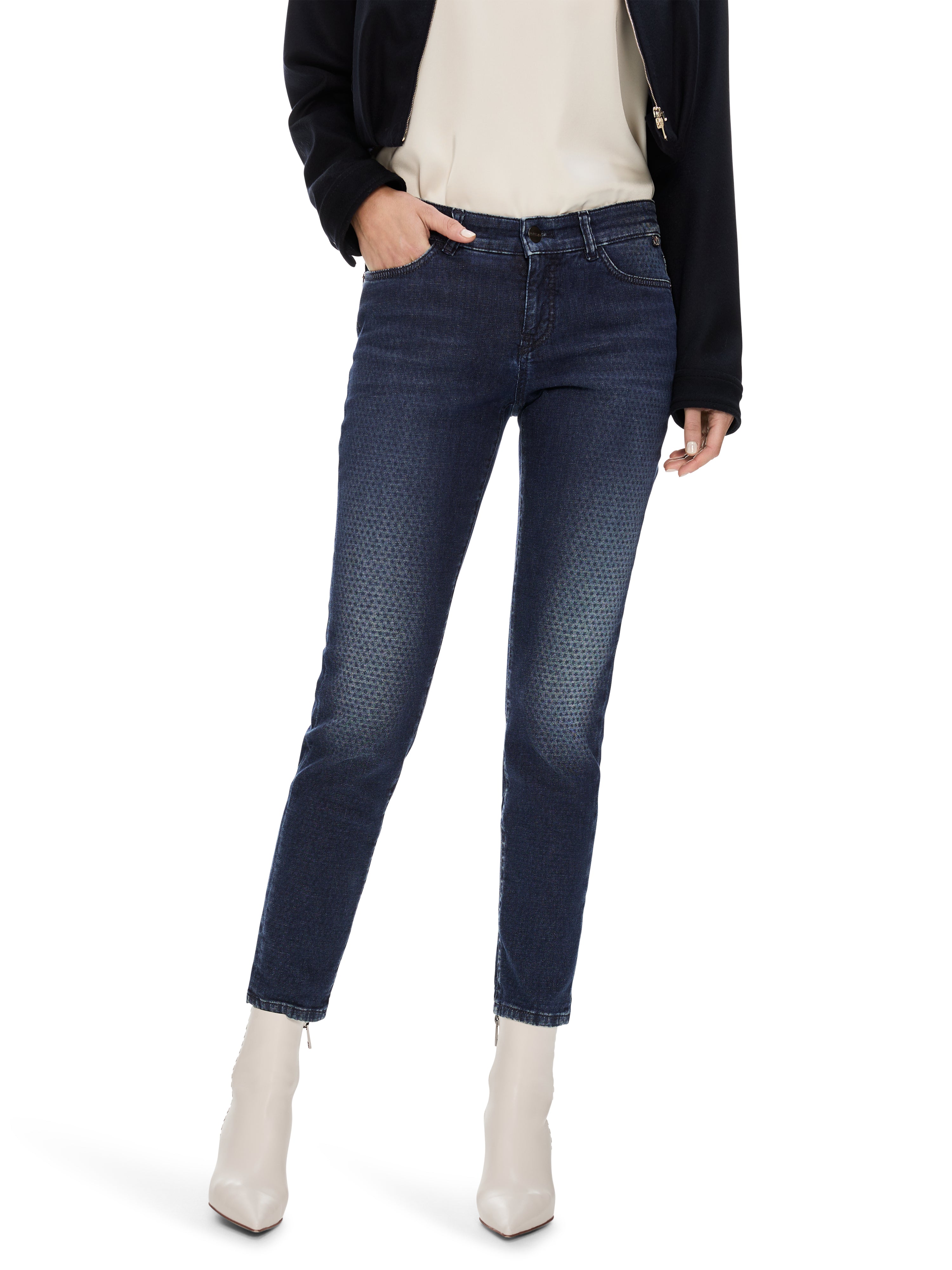 Marc Cain-Low Waist Jeans - Modell SILVI-Hosen-Black-Deal-Outlet-by-ARCHIVIST