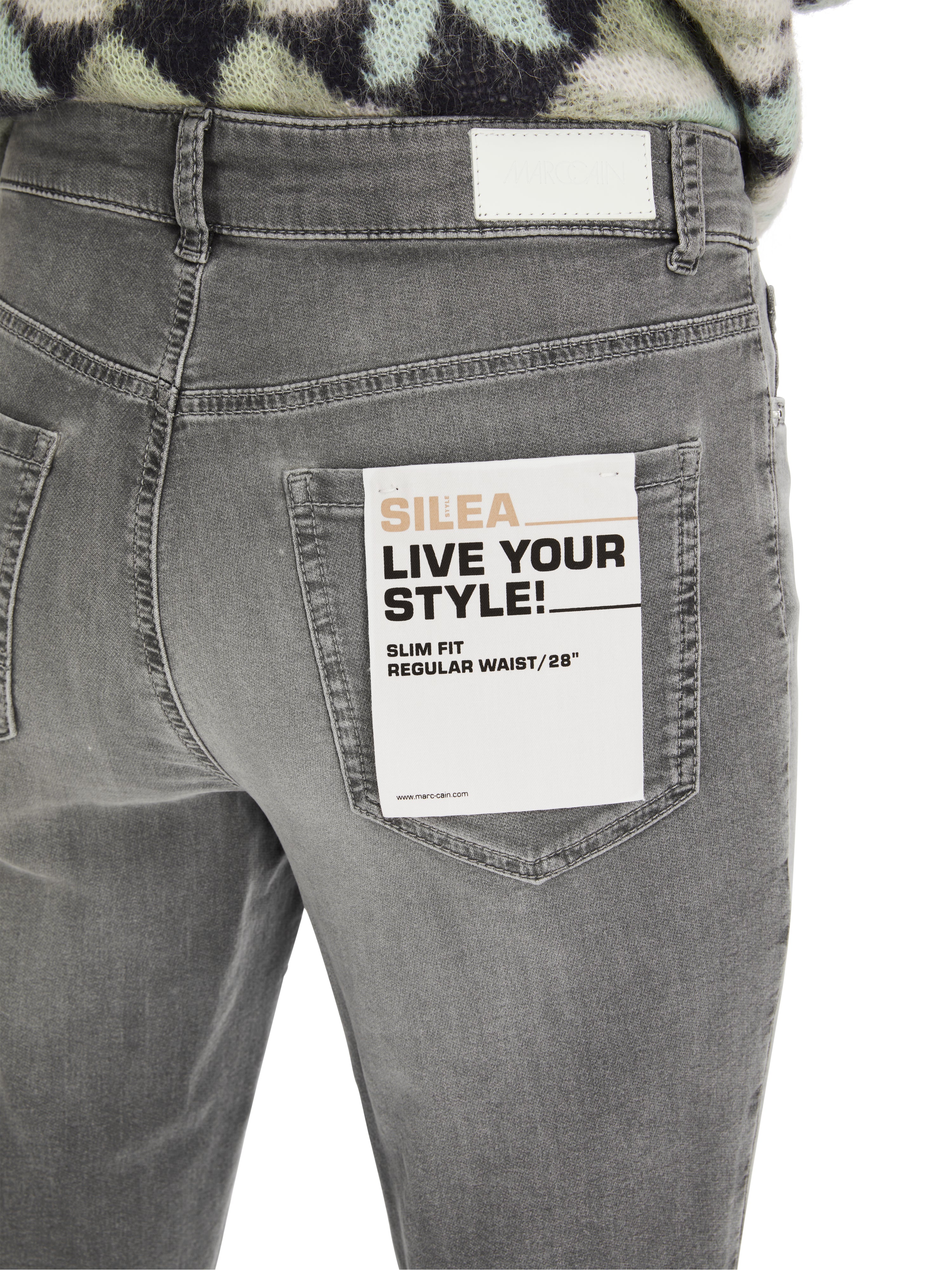 Marc Cain-Jeans SILEA in samtweichem Cottonstretch-Hosen-Black-Deal-Outlet-by-ARCHIVIST