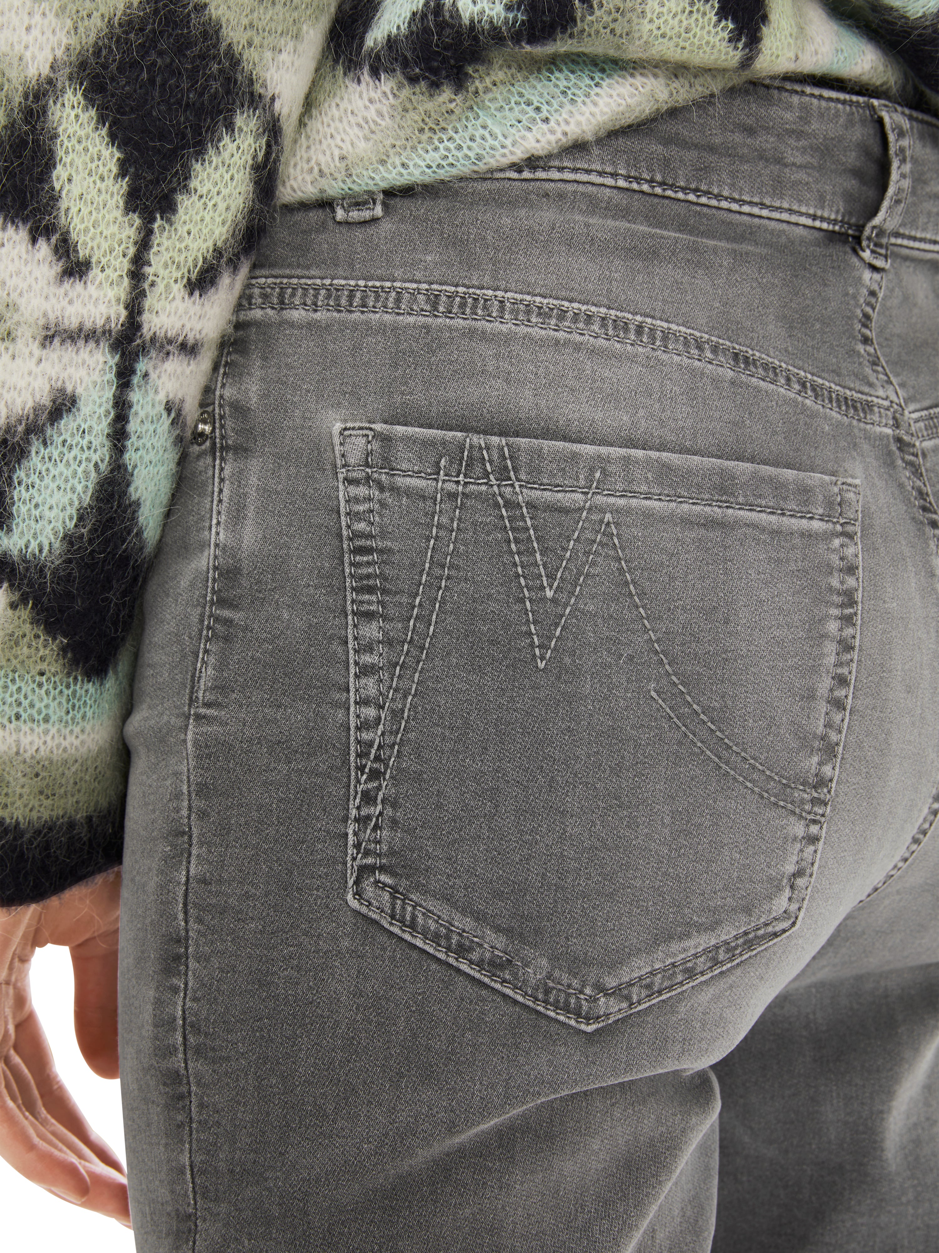 Marc Cain-Jeans SILEA in samtweichem Cottonstretch-Hosen-Black-Deal-Outlet-by-ARCHIVIST