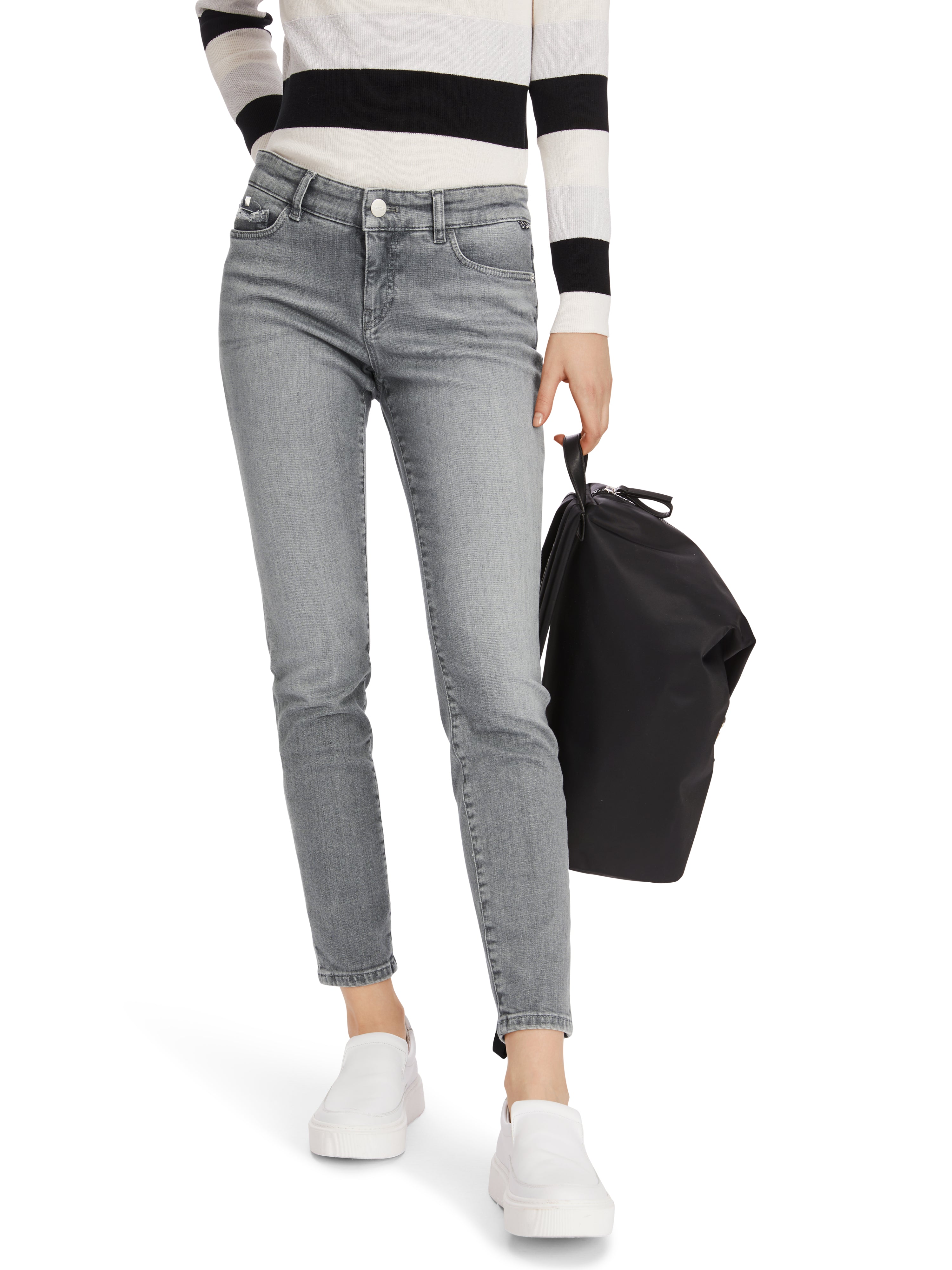 Marc Cain-Jeans "Rethink Together" - Modell SILVI-Hosen-Black-Deal-Outlet-by-ARCHIVIST