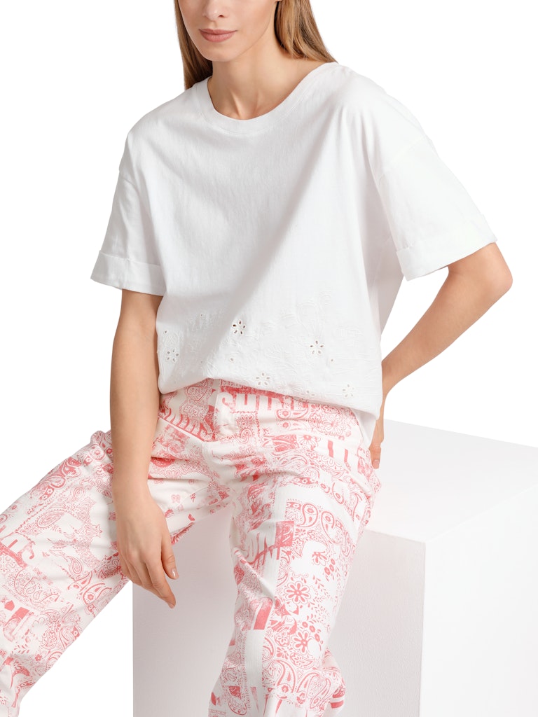 Marc Cain-T-Shirt mit Lochstickerei-Shirts-Black-Deal-Outlet-by-ARCHIVIST