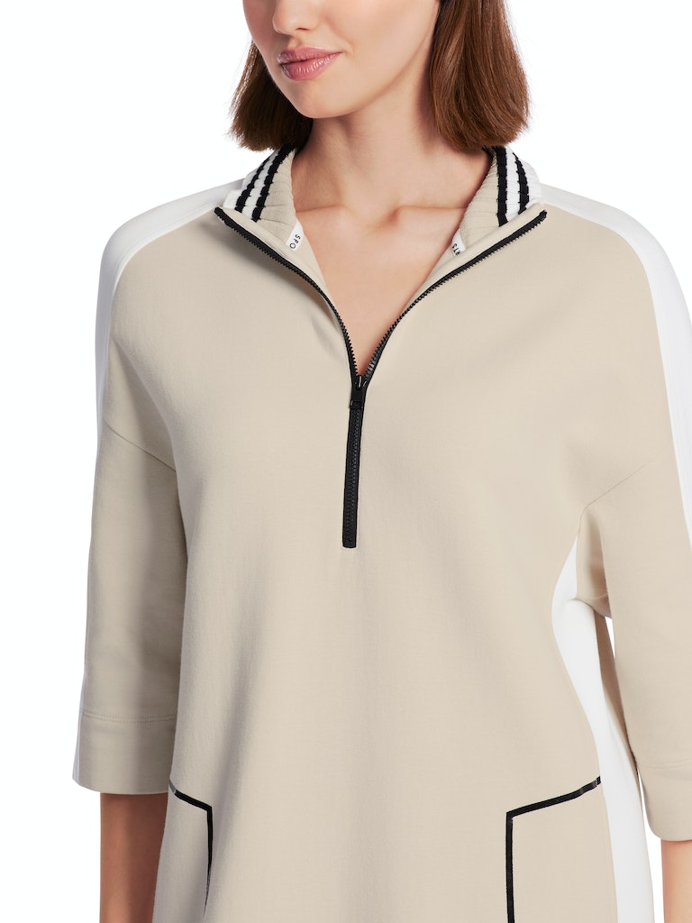 Sportives Kleid in A-Linie