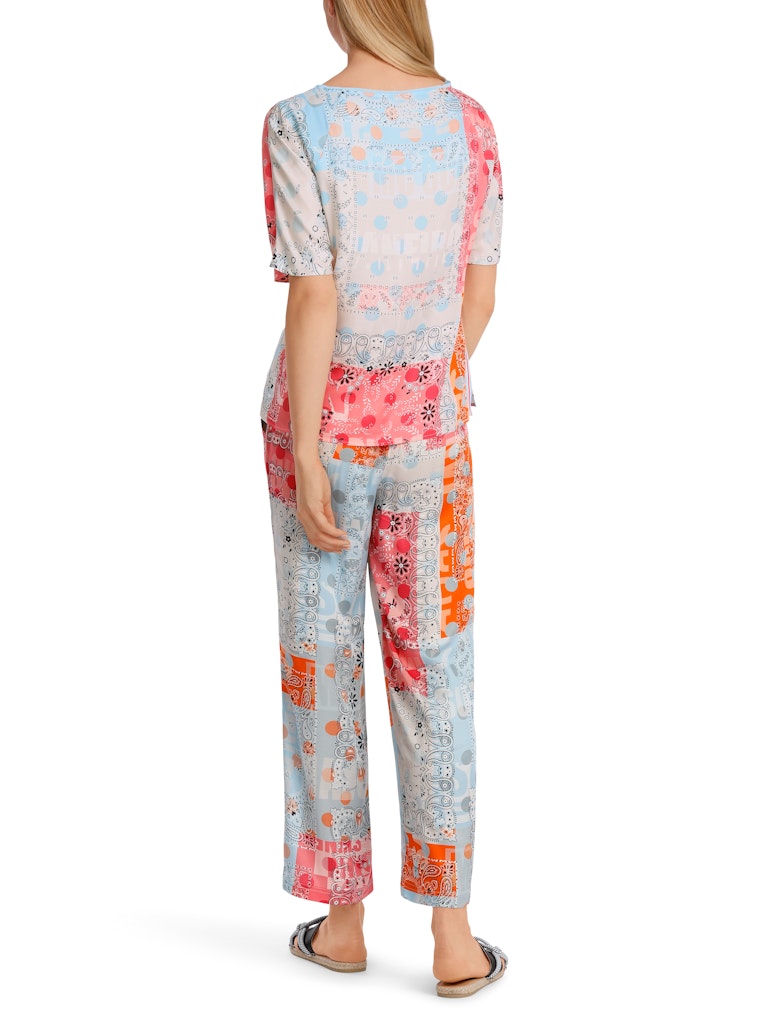 Bedruckte Bluse "Rethink Together"