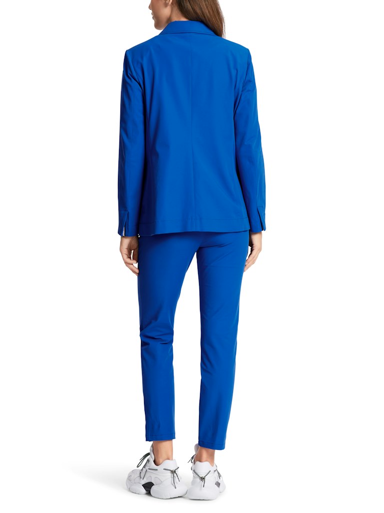 Sporty blazer in seventies style