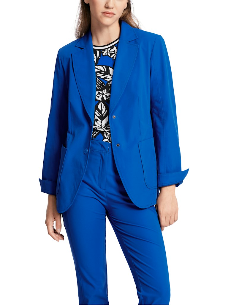 Sporty blazer in seventies style