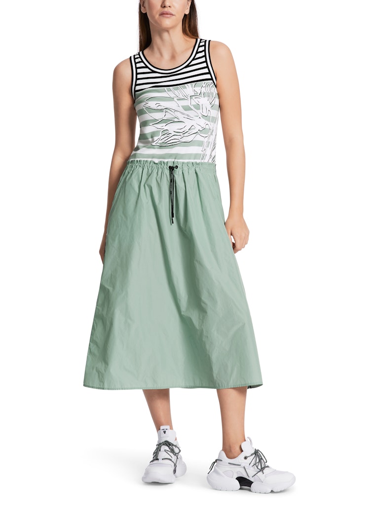 Kleid mit two-in-one-Effekt