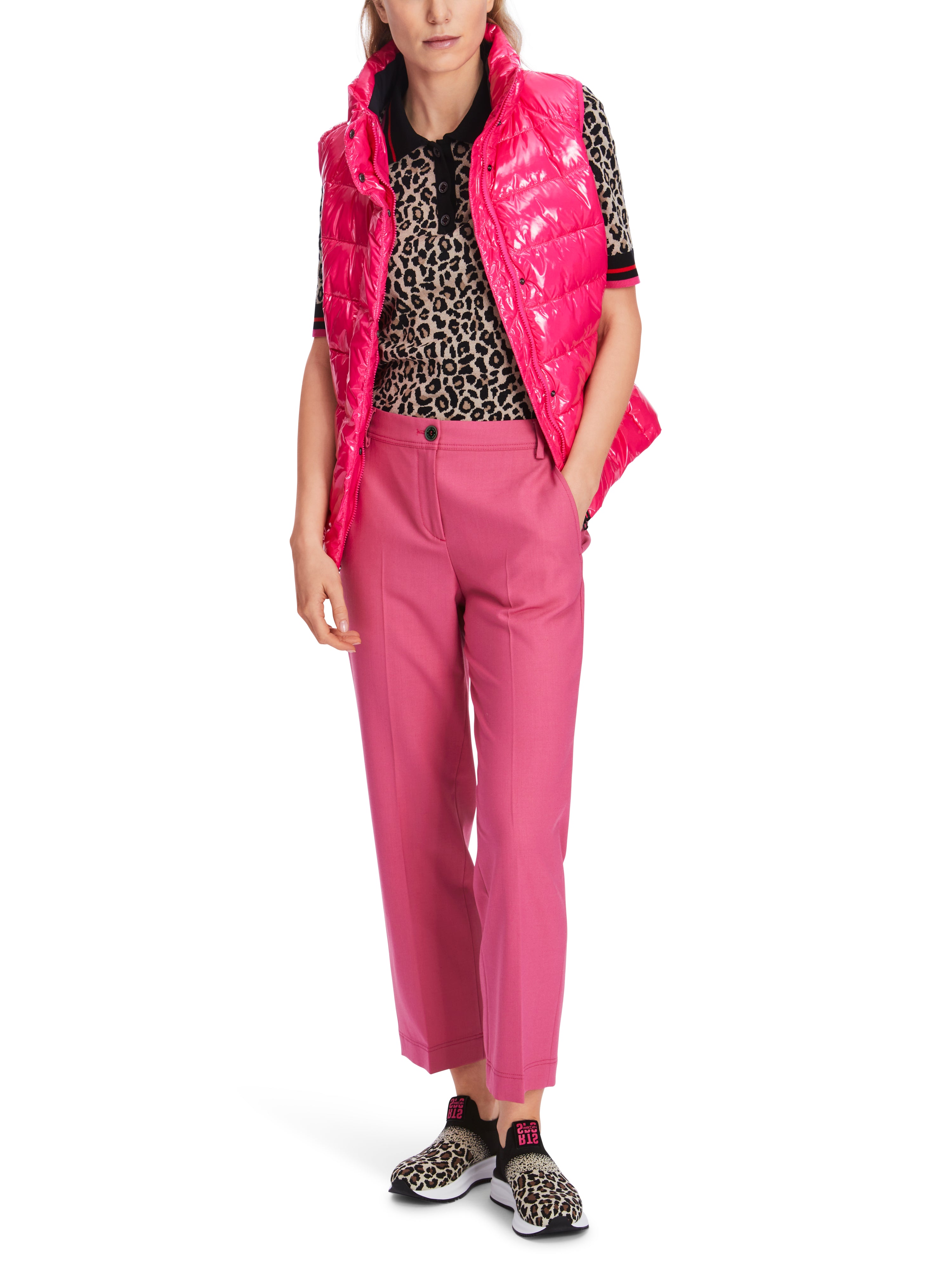 Marc Cain-Modell FENDOU - Hose mit verkürztem Bein-Hosen-Black-Deal-Outlet-by-ARCHIVIST