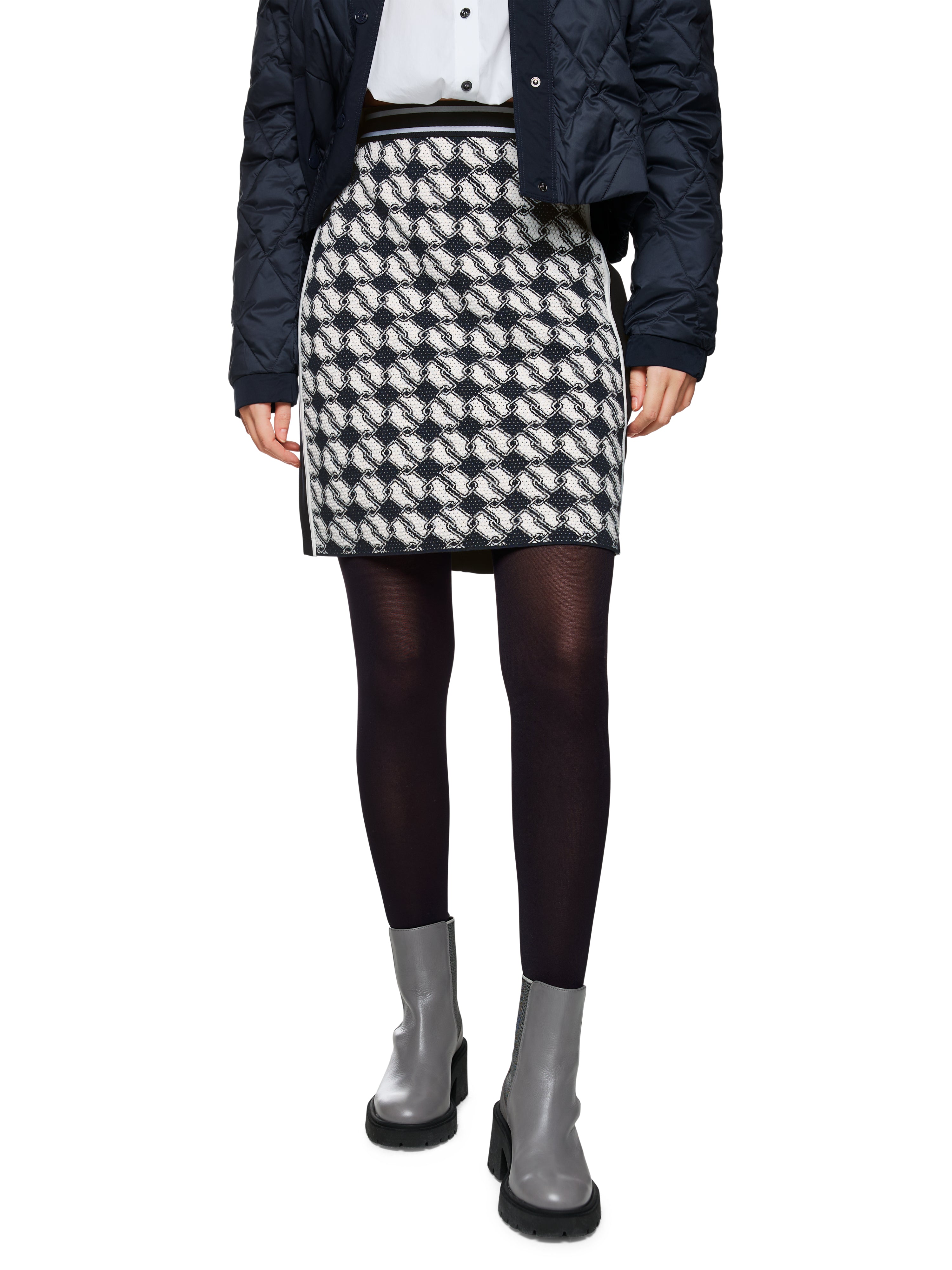 Feinstrick-Rock Knitted in Germany