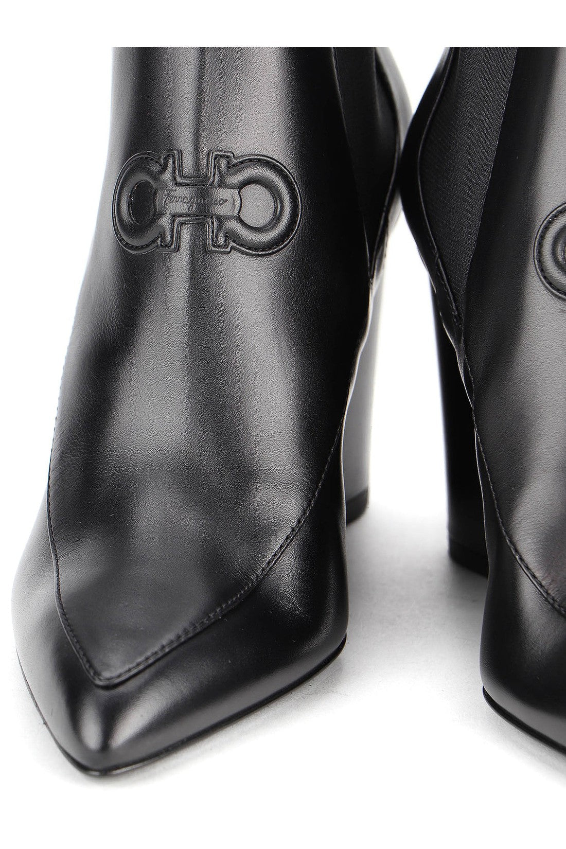 Salvatore ferragamo outlet prices new arrivals