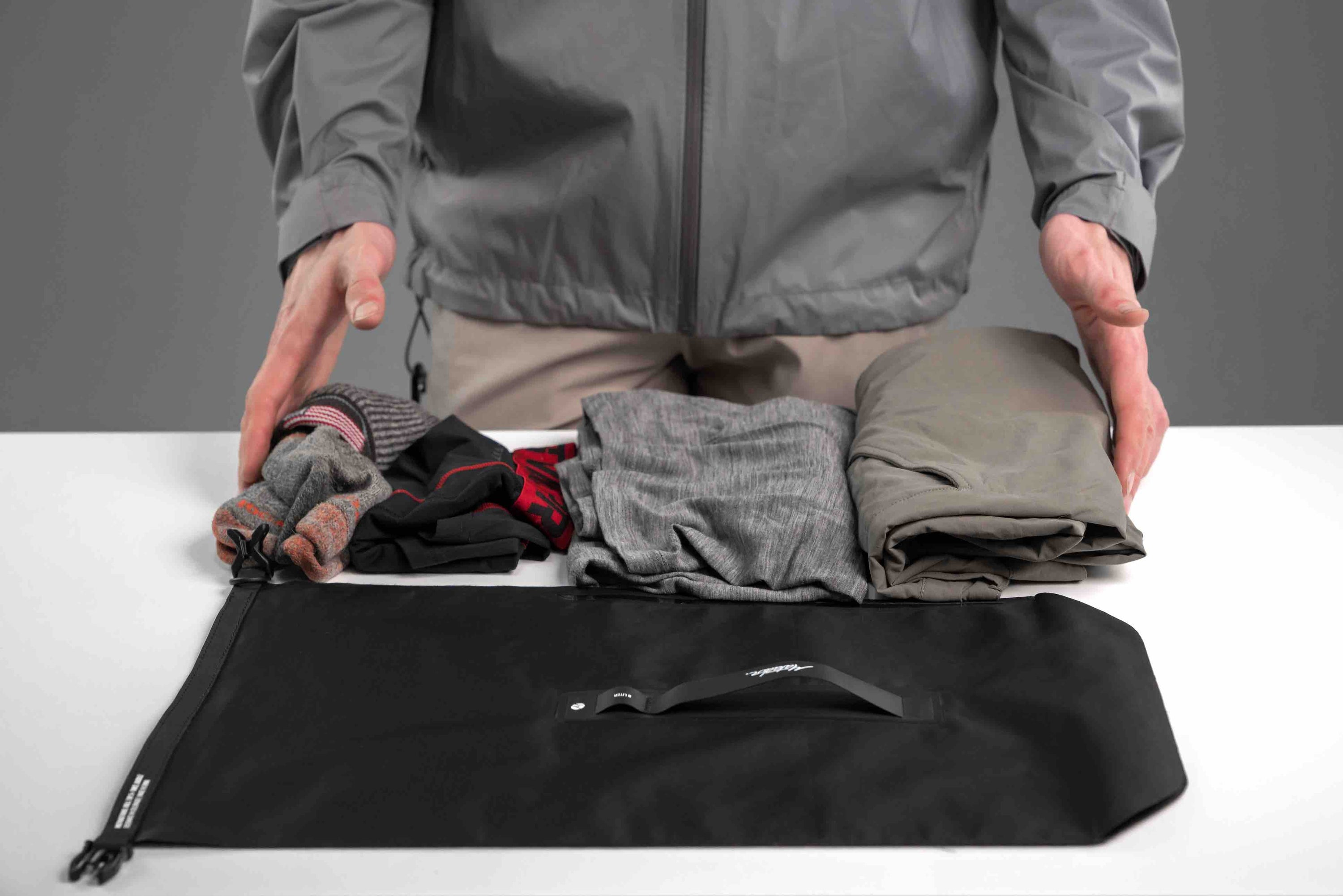 Asdec Life-Matador FlatPak Drybag 8L-Matador-Black-Deal-Outlet-by-ARCHIVIST