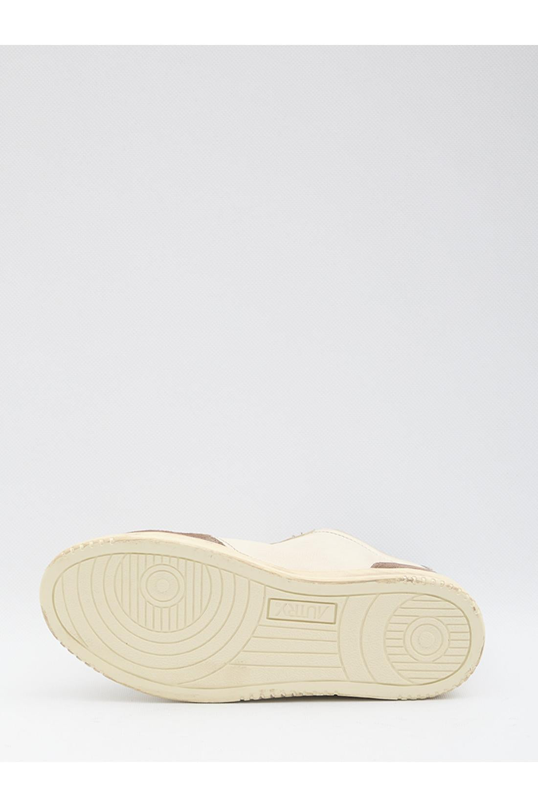 Autry-OUTLET-SALE-Medalist Low Super Vintage sneakers-ARCHIVIST