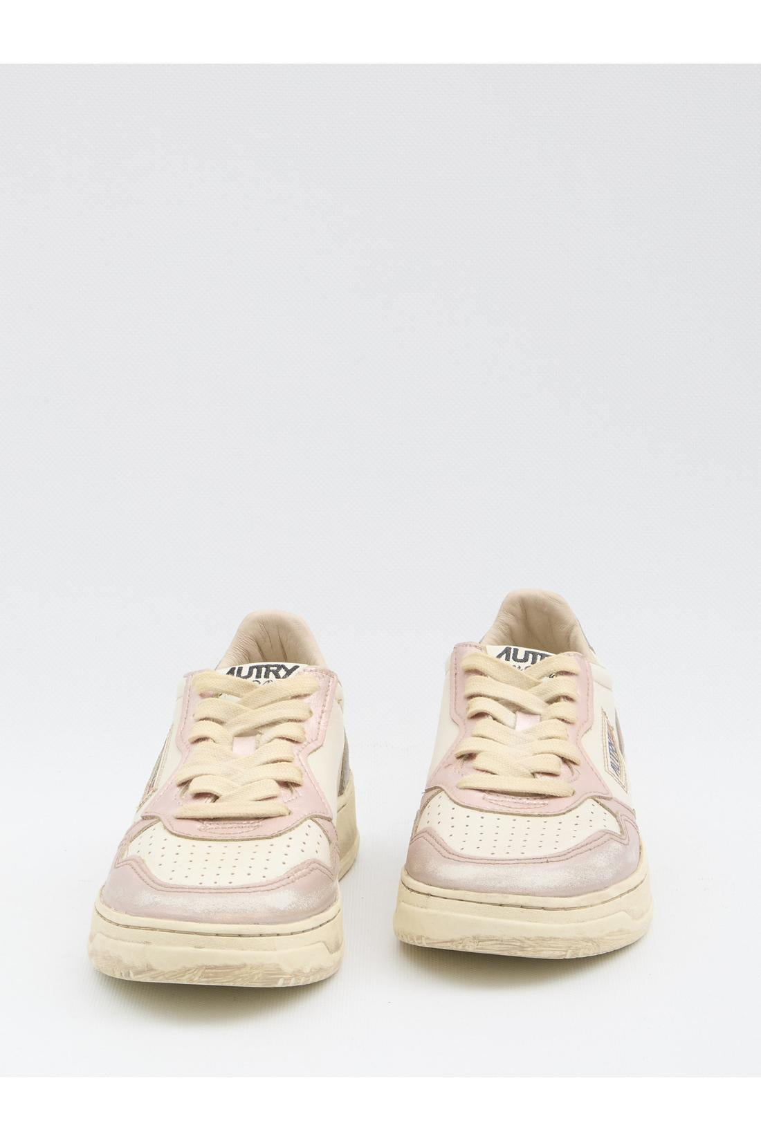 Autry-OUTLET-SALE-Medalist Low Super Vintage sneakers-ARCHIVIST