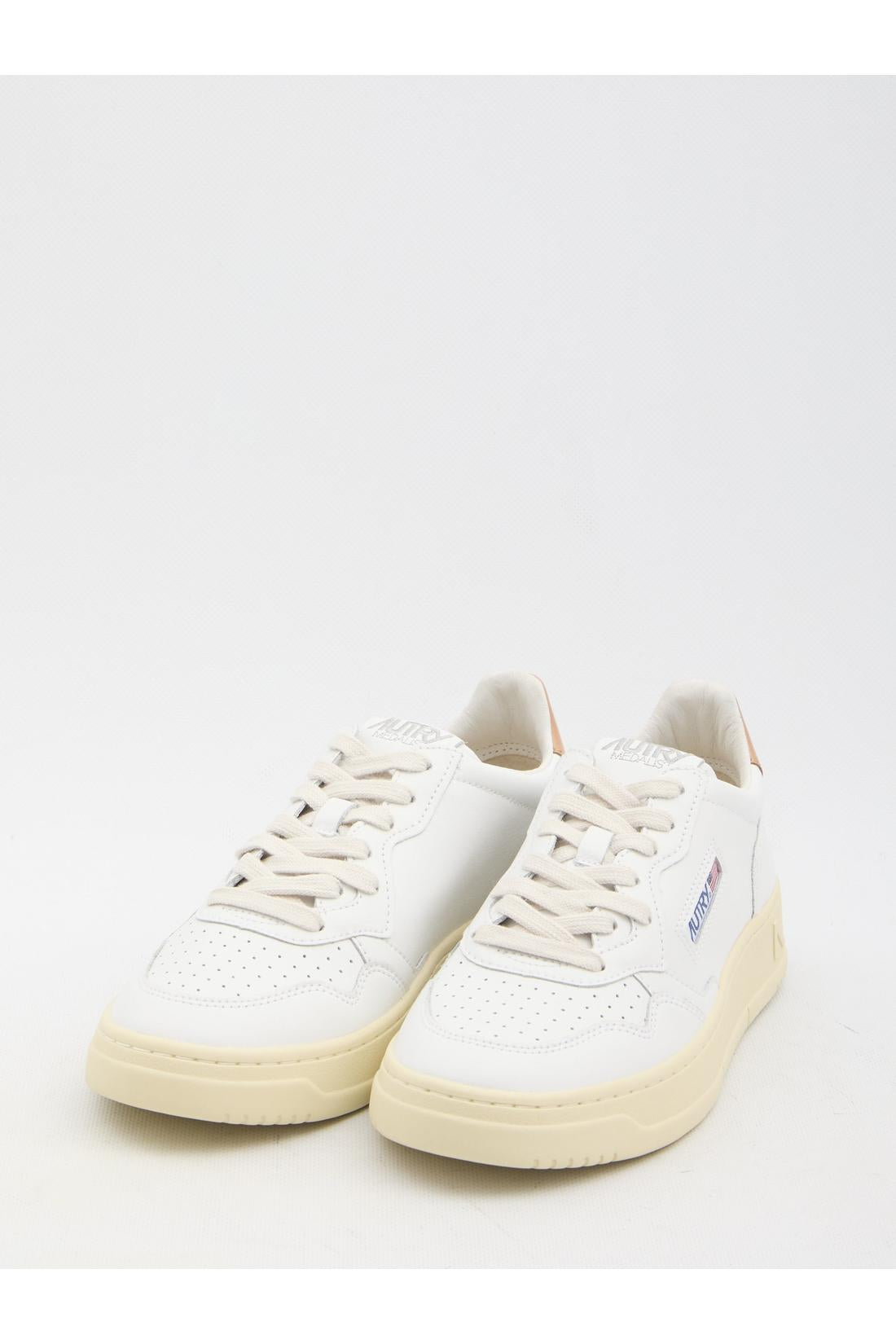 Autry-OUTLET-SALE-Medalist Low sneakers-ARCHIVIST