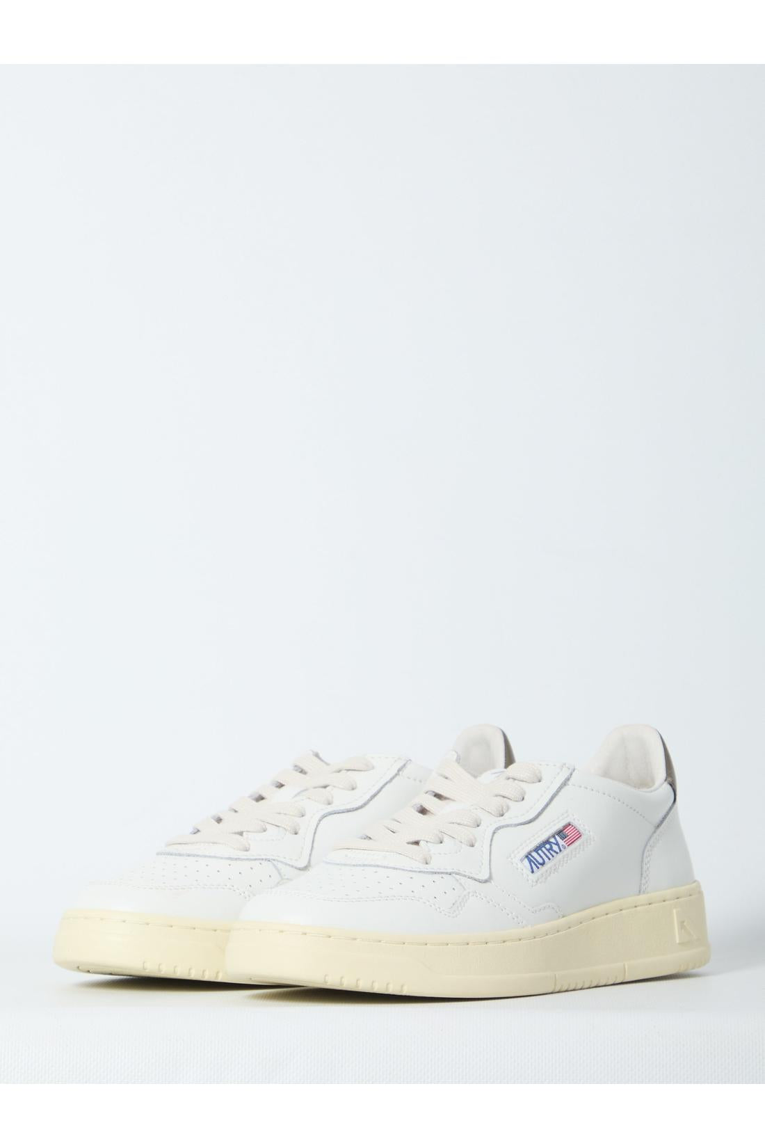 Autry-OUTLET-SALE-Medalist Low sneakers-ARCHIVIST