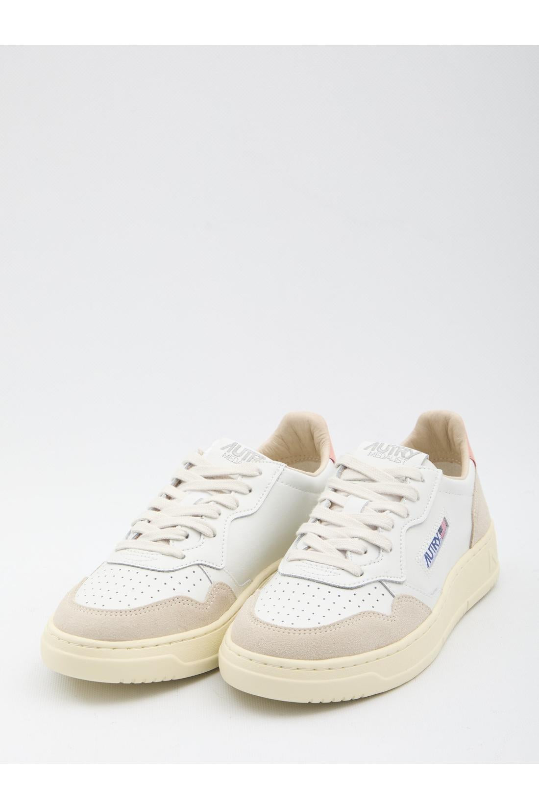 Autry-OUTLET-SALE-Medalist Low sneakers-ARCHIVIST