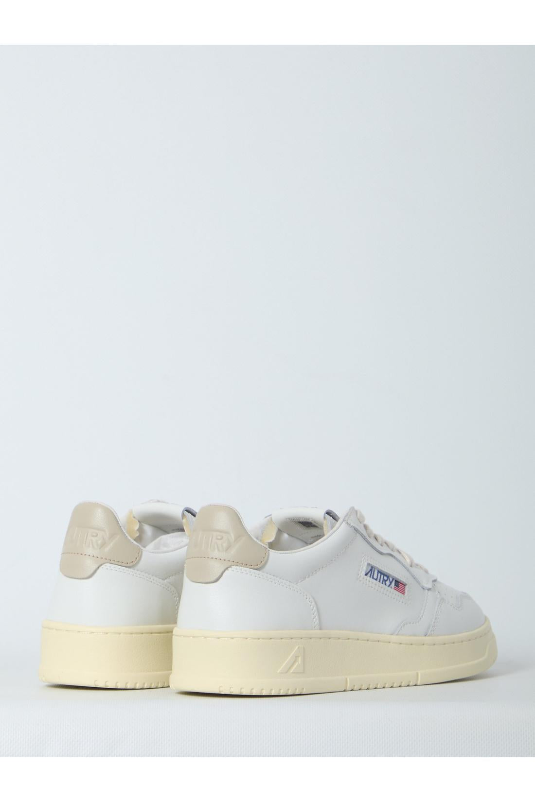 Autry-OUTLET-SALE-Medalist Low sneakers-ARCHIVIST