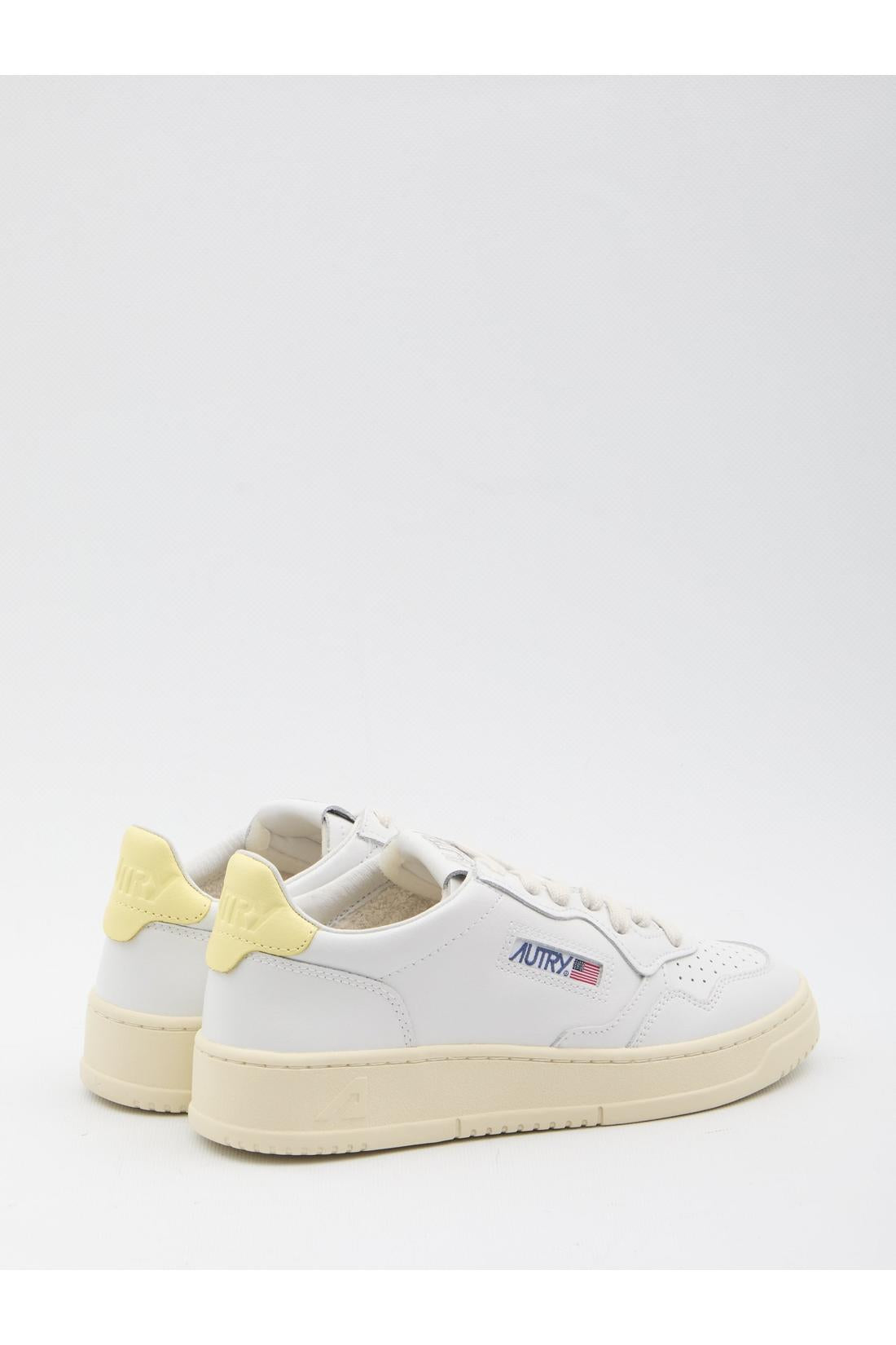 Autry-OUTLET-SALE-Medalist Low sneakers-ARCHIVIST
