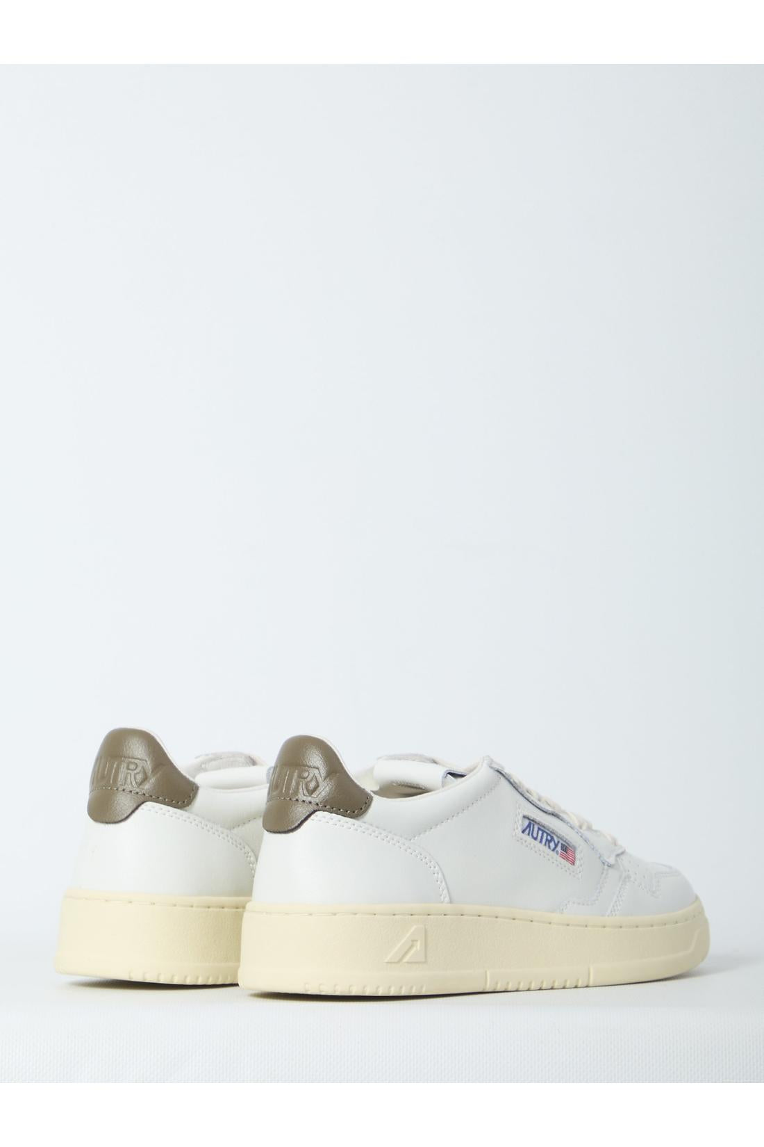 Autry-OUTLET-SALE-Medalist Low sneakers-ARCHIVIST