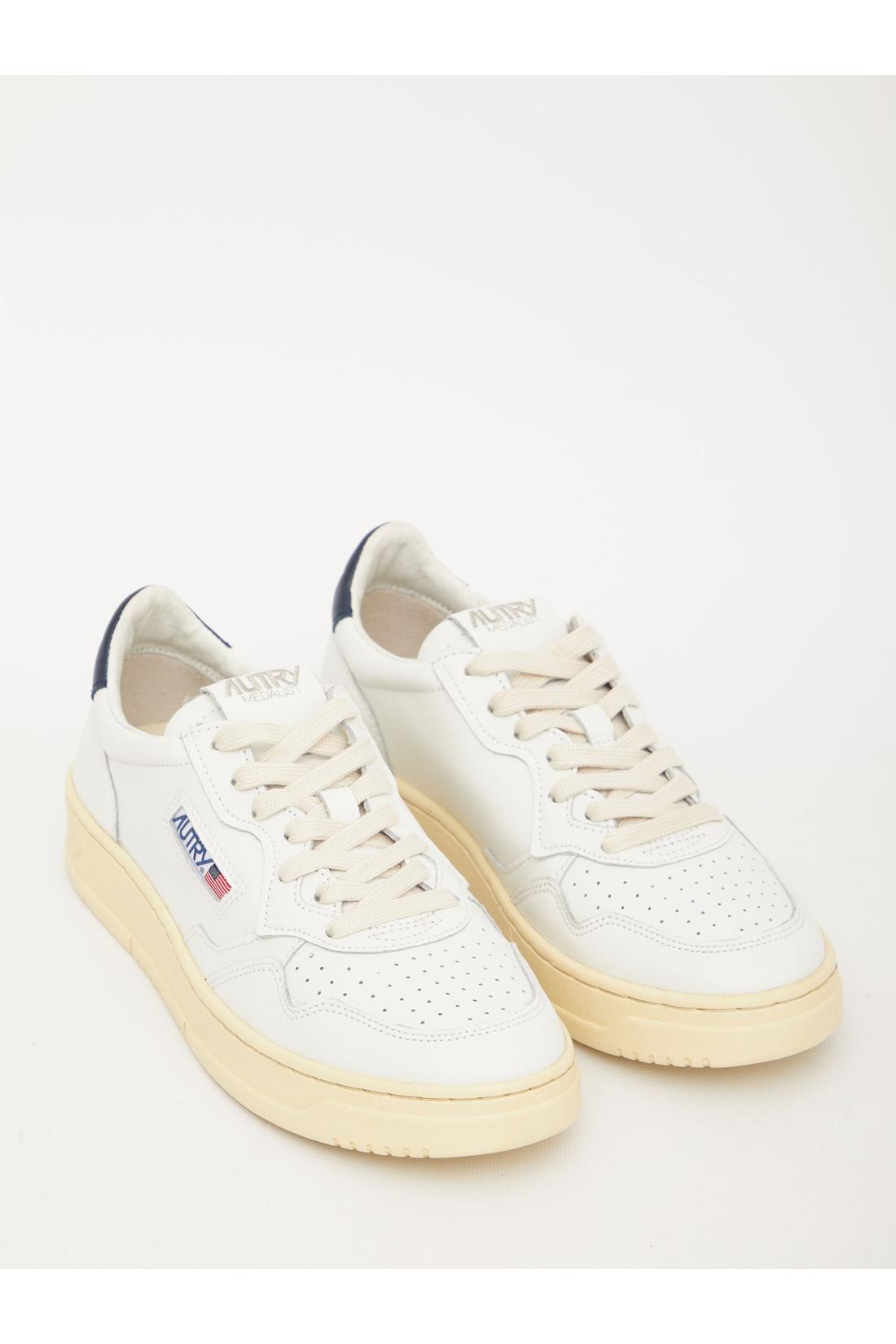 Autry-OUTLET-SALE-Medalist Low sneakers-ARCHIVIST