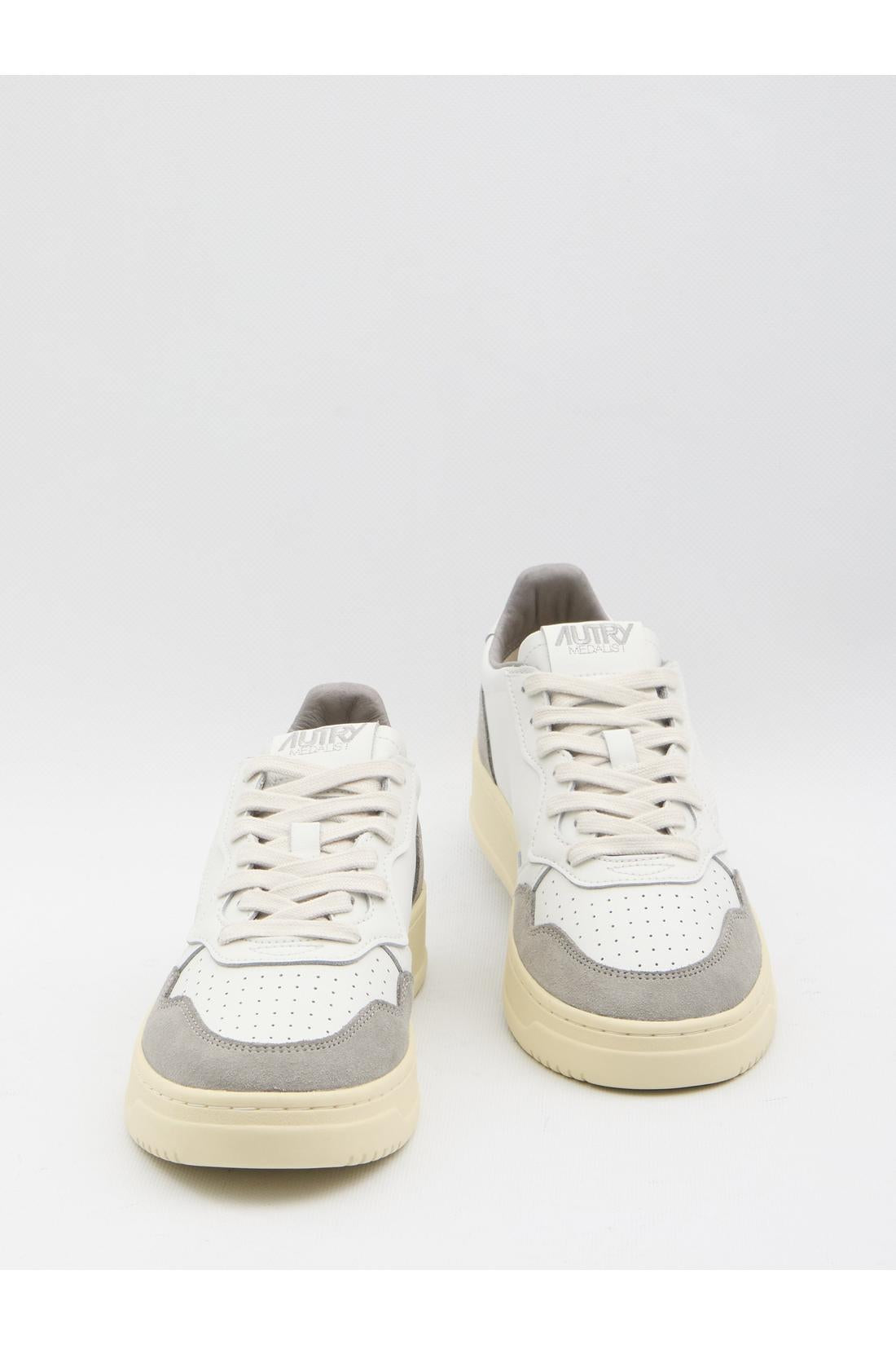 Autry-OUTLET-SALE-Medalist Low sneakers-ARCHIVIST