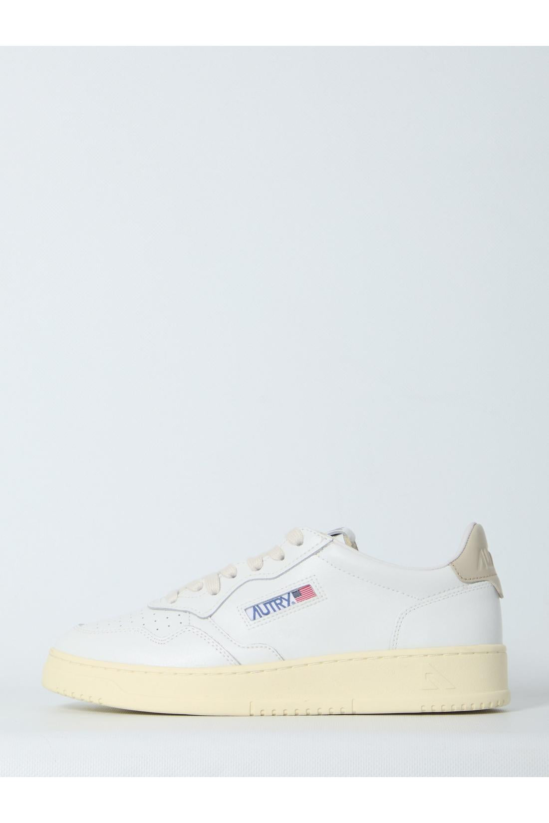 Autry-OUTLET-SALE-Medalist Low sneakers-ARCHIVIST