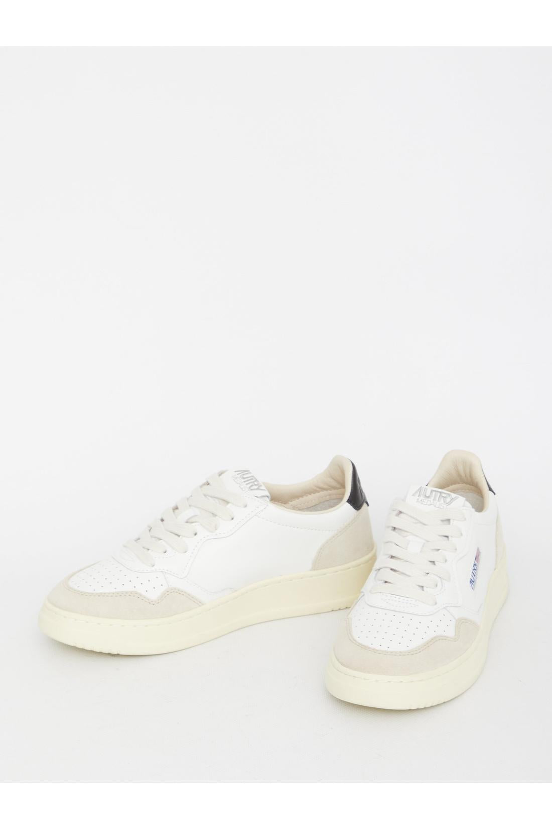 Autry-OUTLET-SALE-Medalist Low sneakers-ARCHIVIST