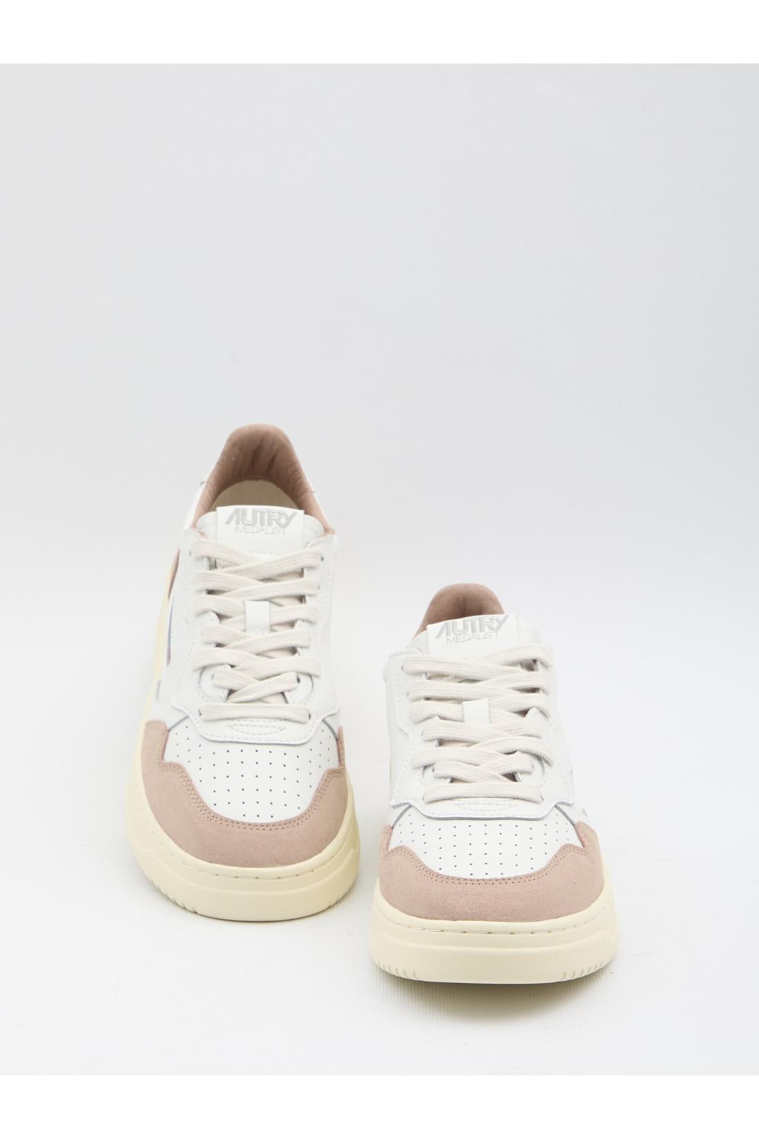 Autry-OUTLET-SALE-Medalist Low sneakers-ARCHIVIST