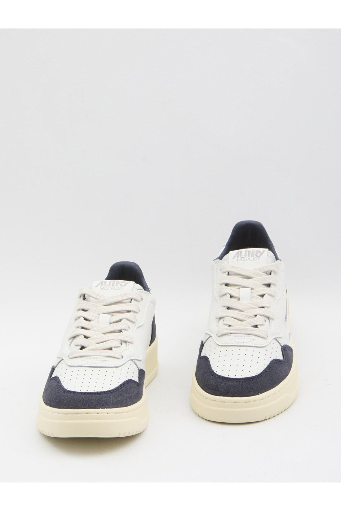 Autry-OUTLET-SALE-Medalist Low sneakers-ARCHIVIST