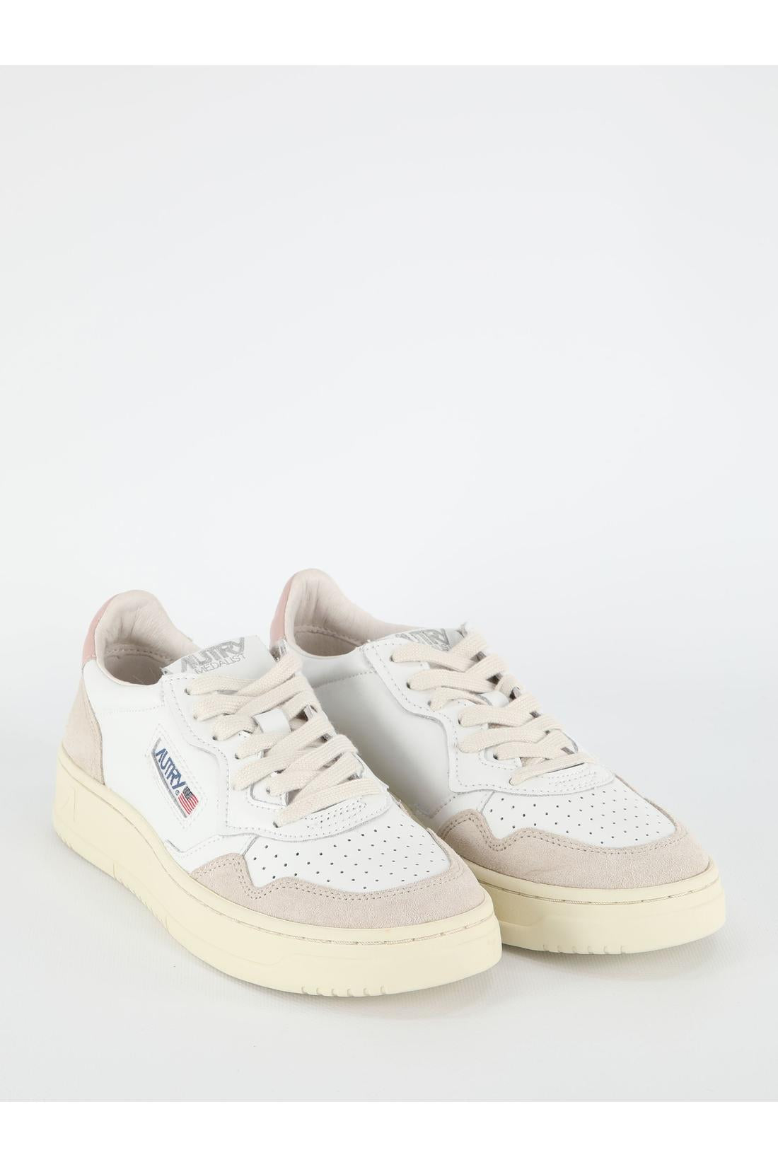 Autry-OUTLET-SALE-Medalist Low sneakers-ARCHIVIST