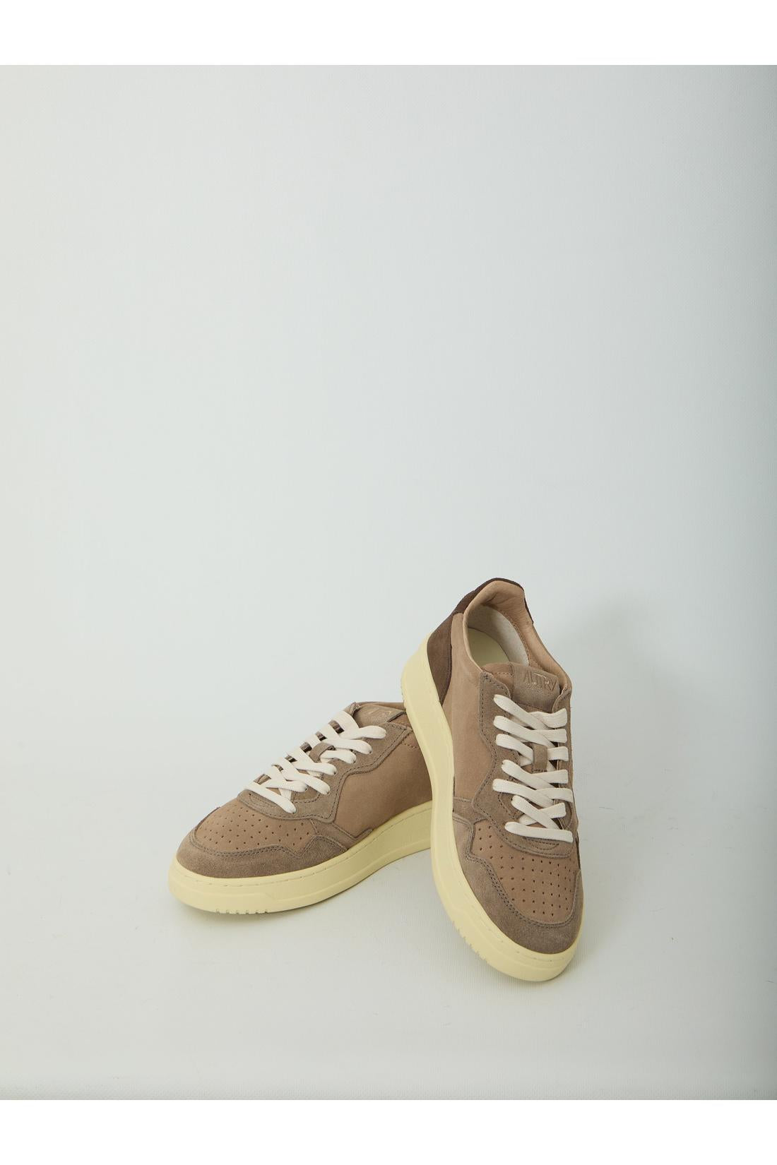 Autry-OUTLET-SALE-Medalist Low sneakers-ARCHIVIST