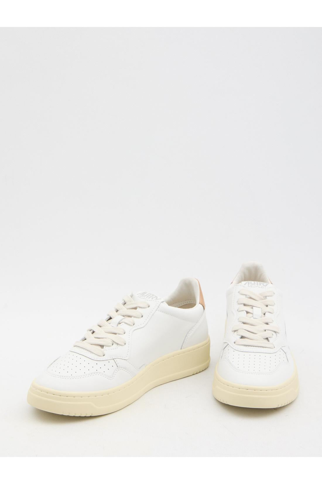 Autry-OUTLET-SALE-Medalist Low sneakers-ARCHIVIST