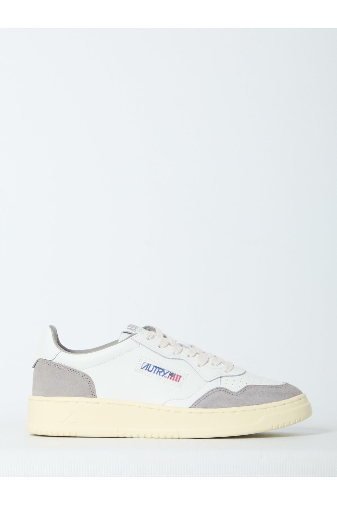 Autry-OUTLET-SALE-Medalist Low sneakers-ARCHIVIST