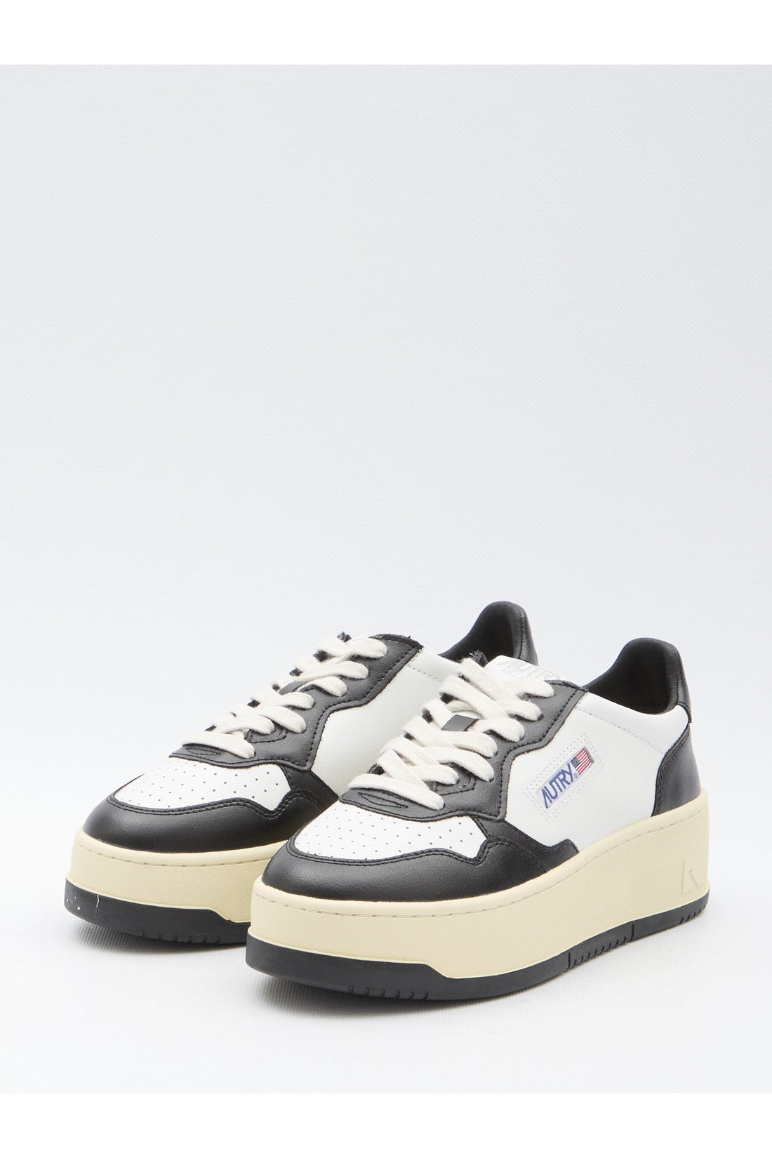 Autry-OUTLET-SALE-Medalist Platform Low sneakers-ARCHIVIST