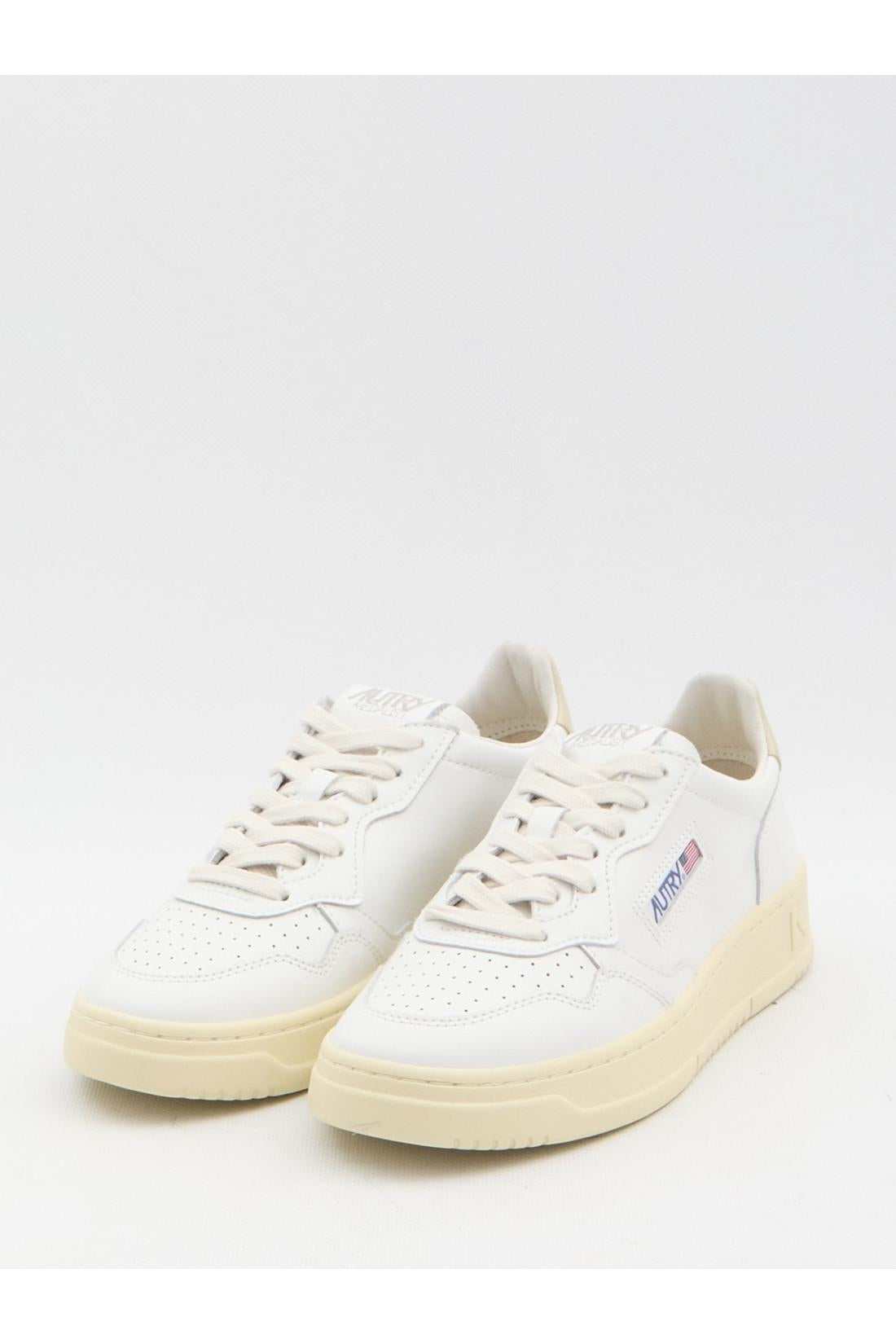 Autry-OUTLET-SALE-Medalist sneakers-ARCHIVIST