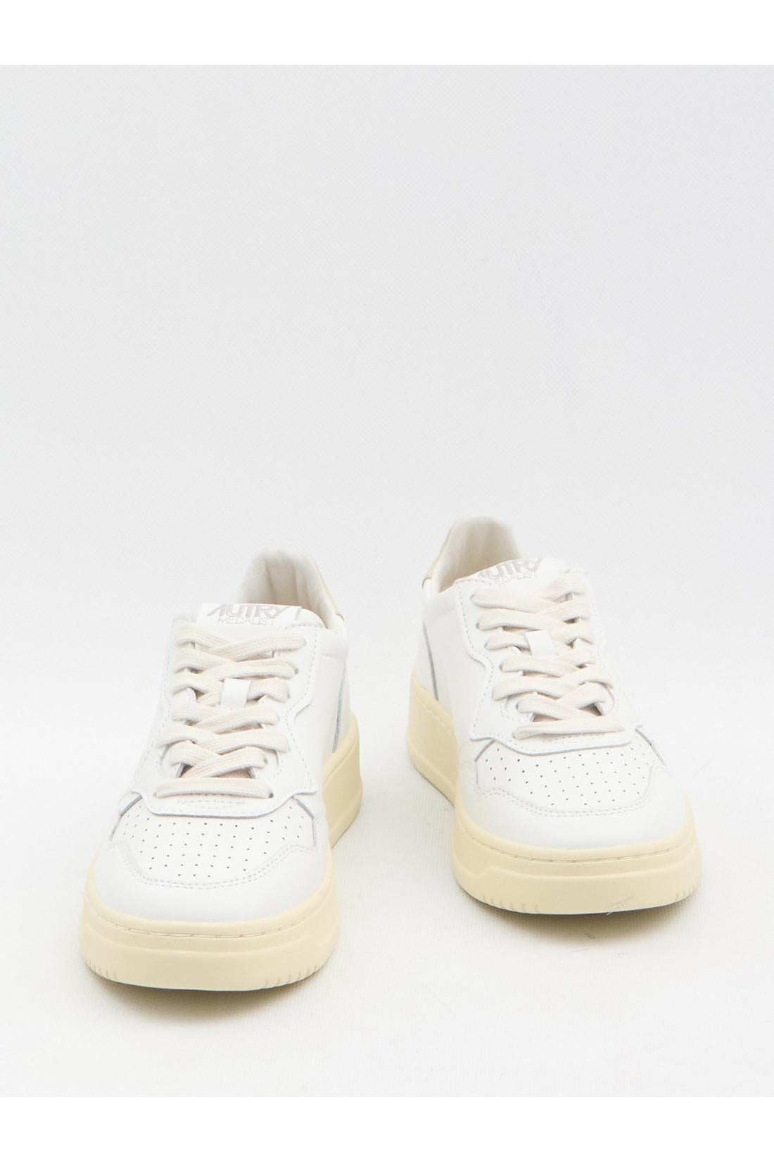 Autry-OUTLET-SALE-Medalist sneakers-ARCHIVIST