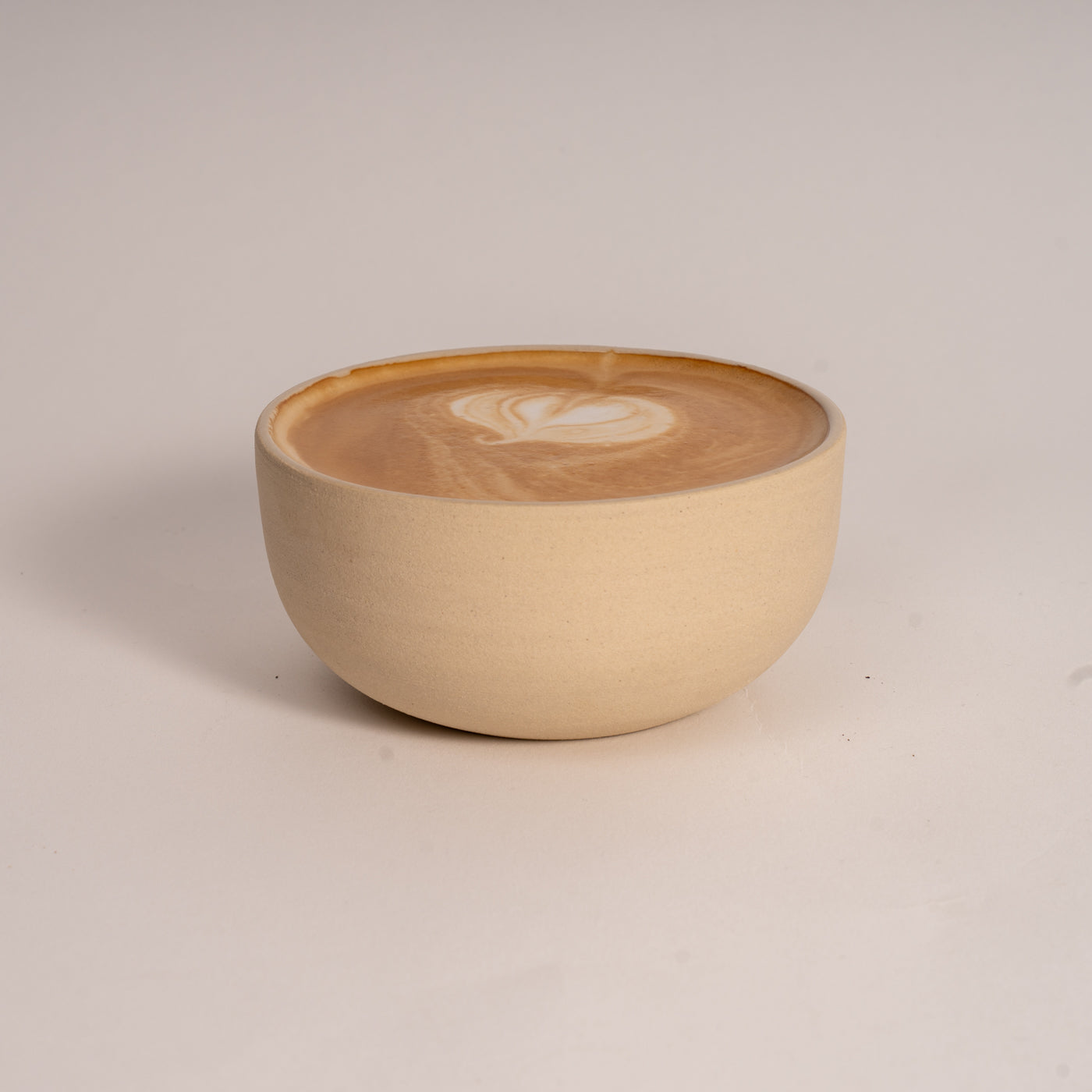 Mura Mura Ceramics-Cappuccino Tasse KUMO beige-Becher-Black-Deal-Outlet-by-ARCHIVIST