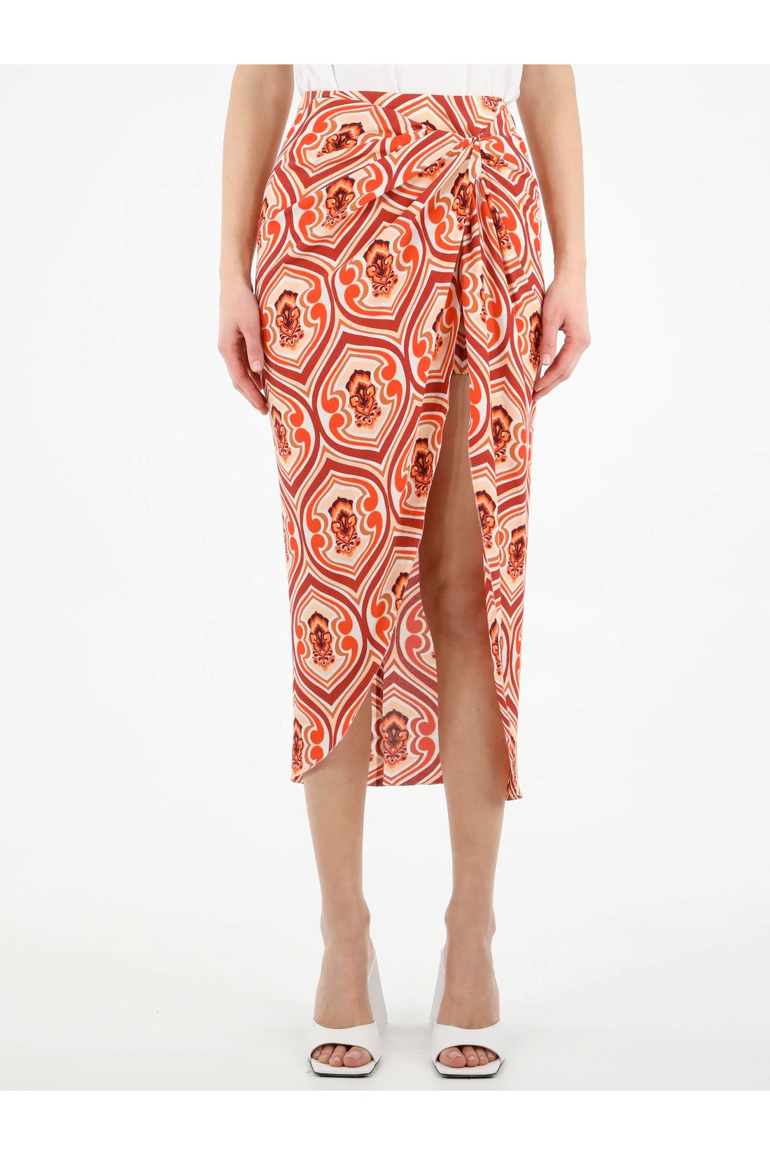 Sarong skirt with graphic print