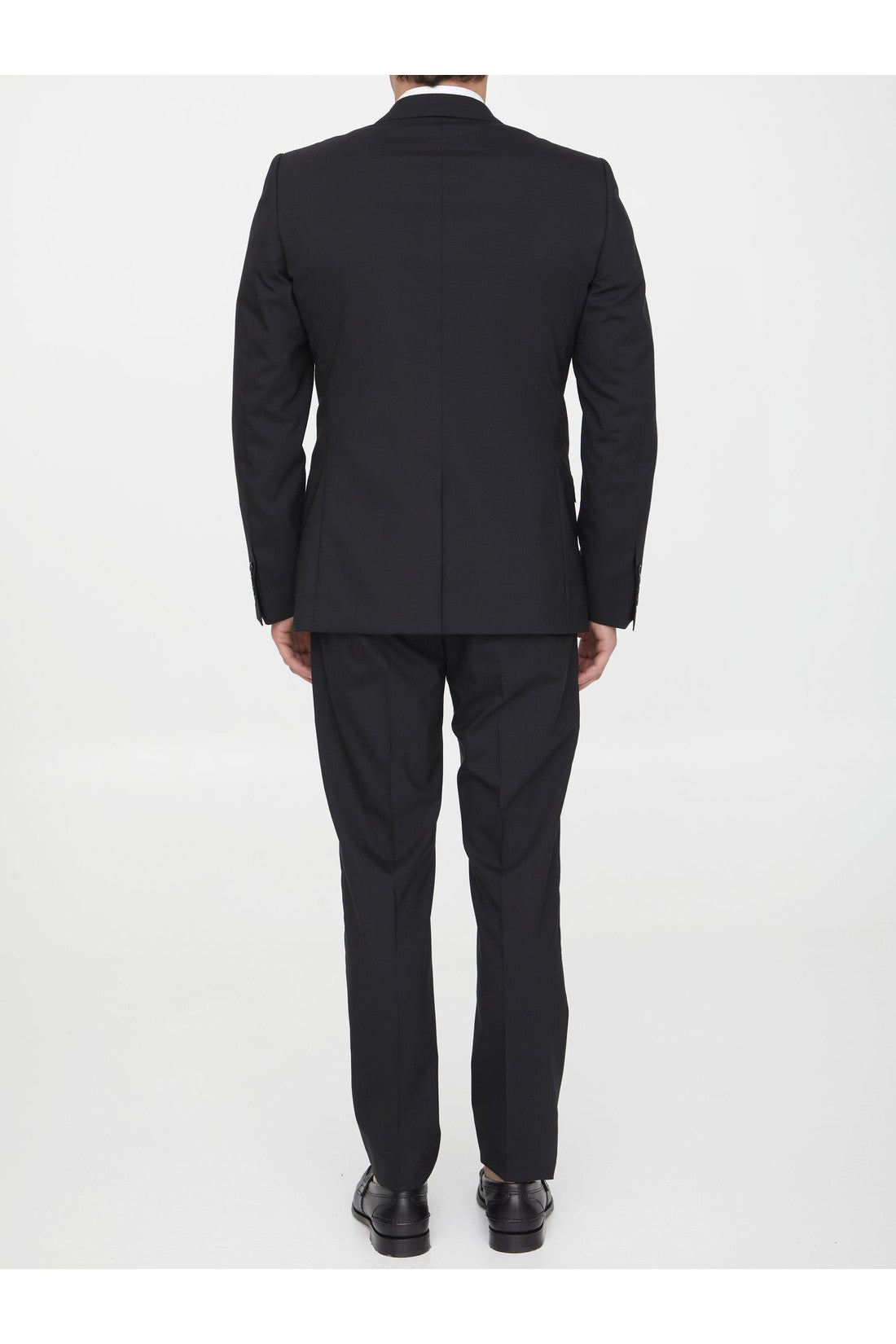 Two-piece suit in black wool
