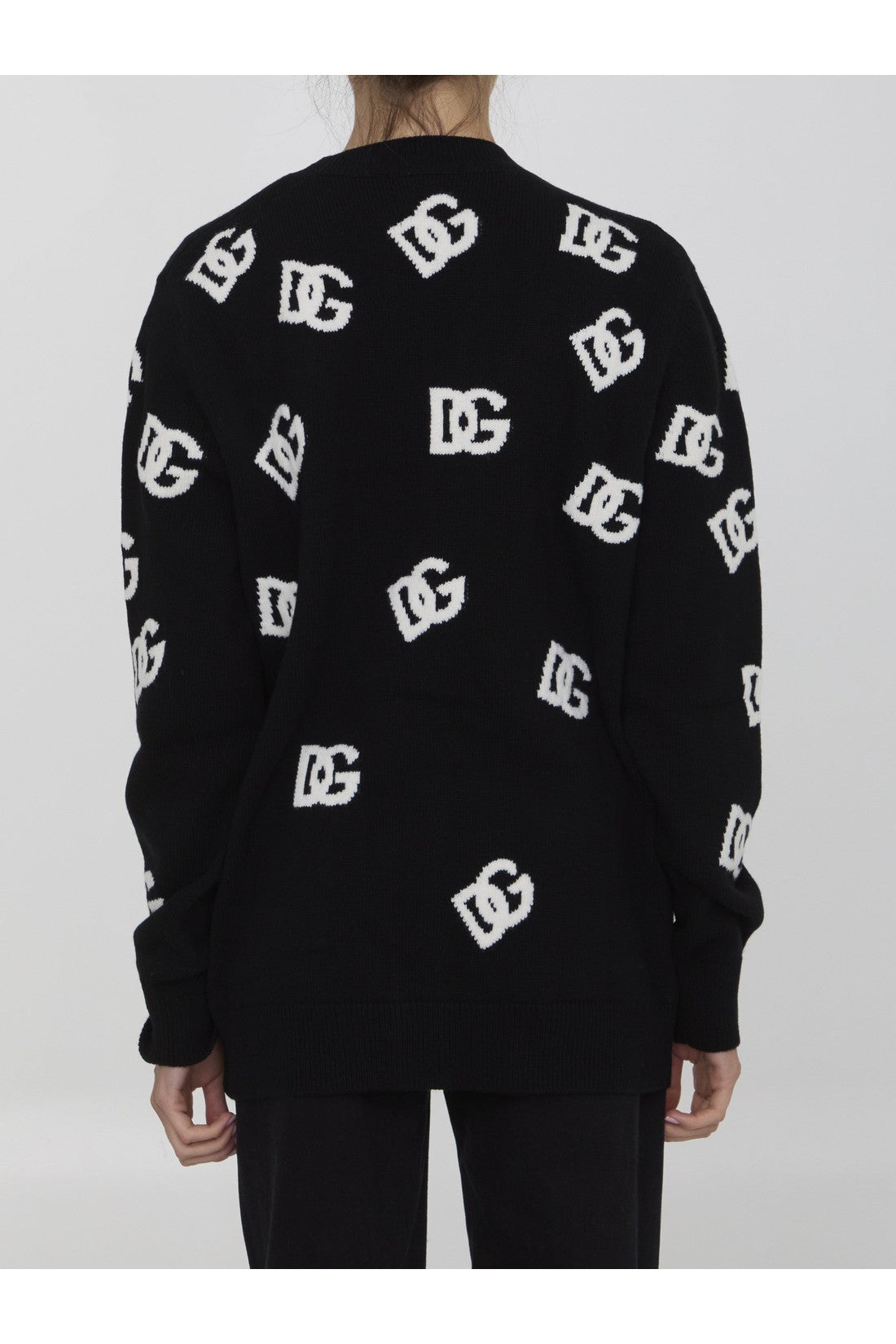 DG logo cardigan